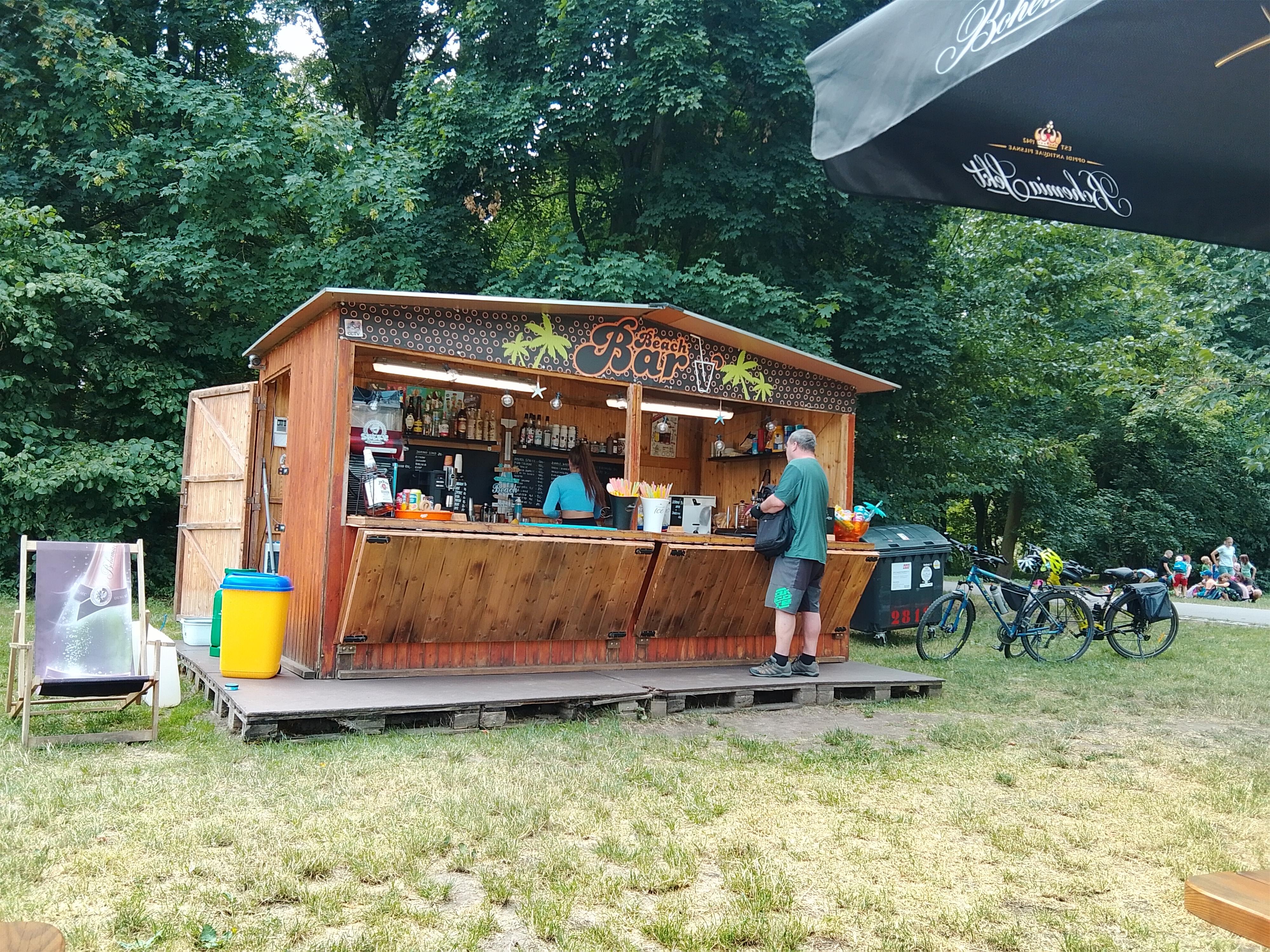 Ostrůvek beach bar foto 2