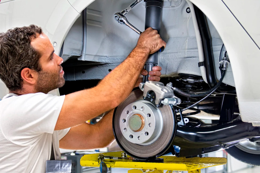 Specialista oprav po nehodách