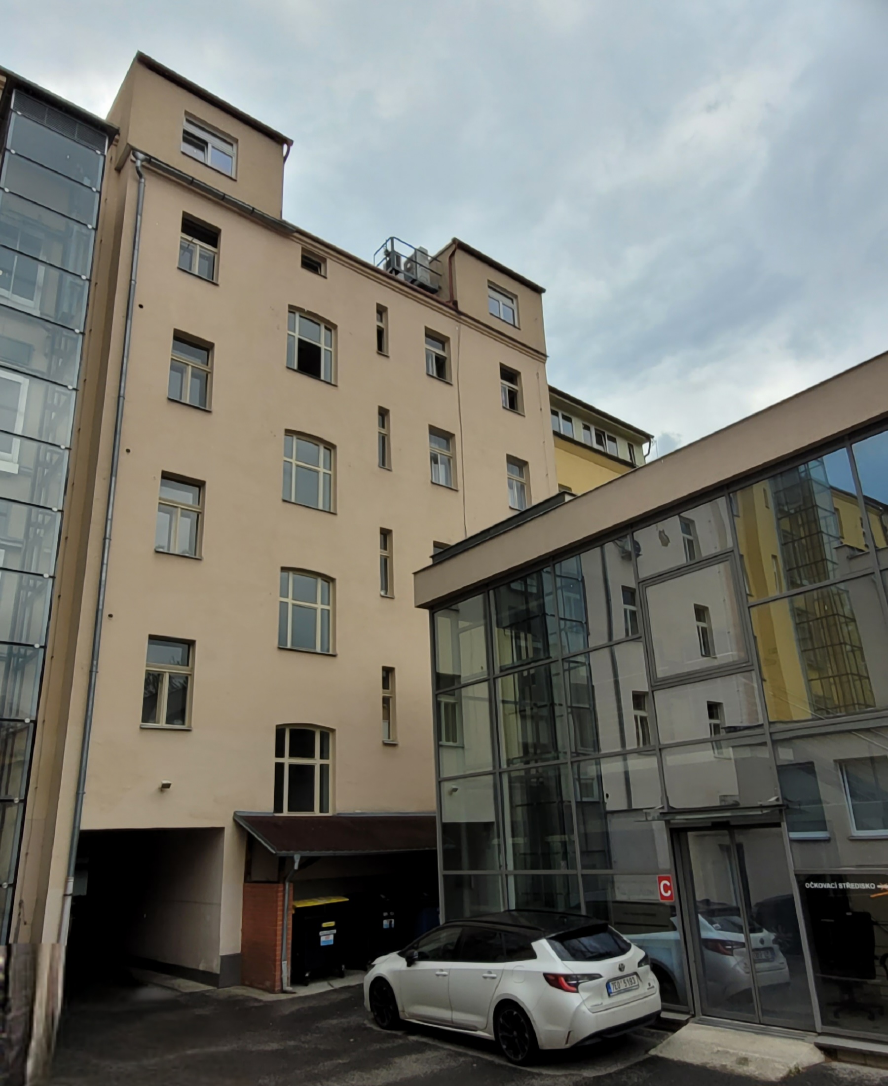 Nuselská Lékárna foto 2