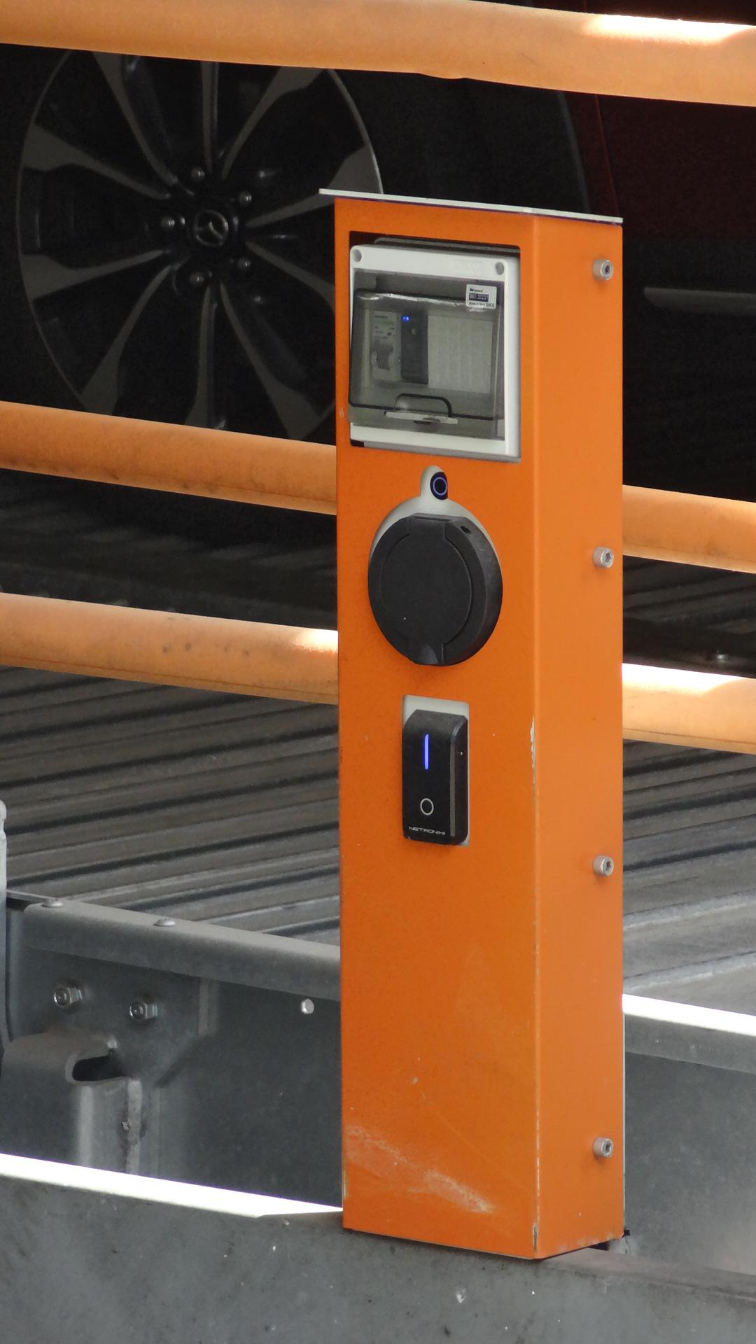 SUPRANOVUM a.s. - nabíjecí stanice foto 2