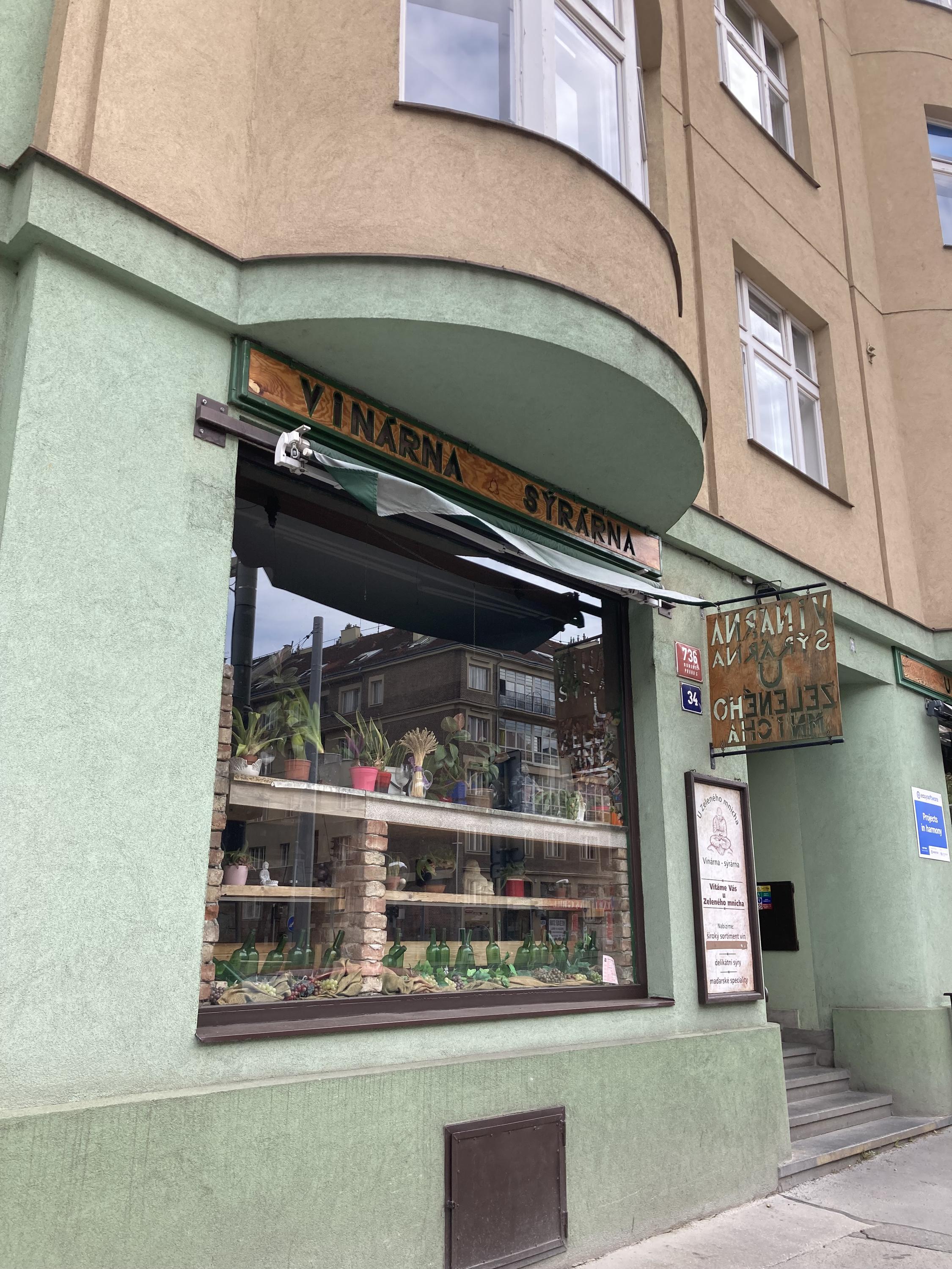 Vinárna - sýrárna U Zeleného mnicha foto 6