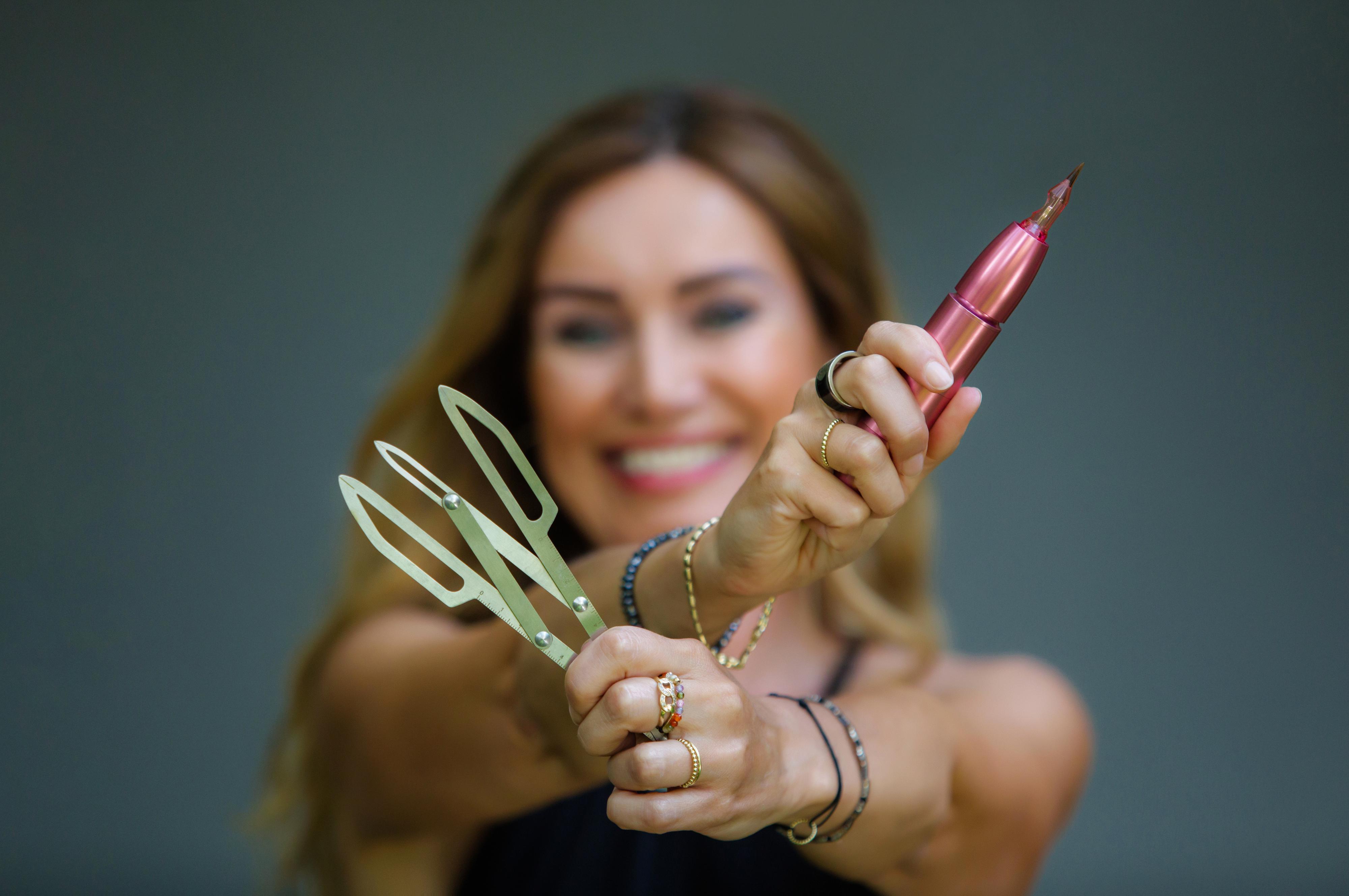 Obočí Daniela Petrášová