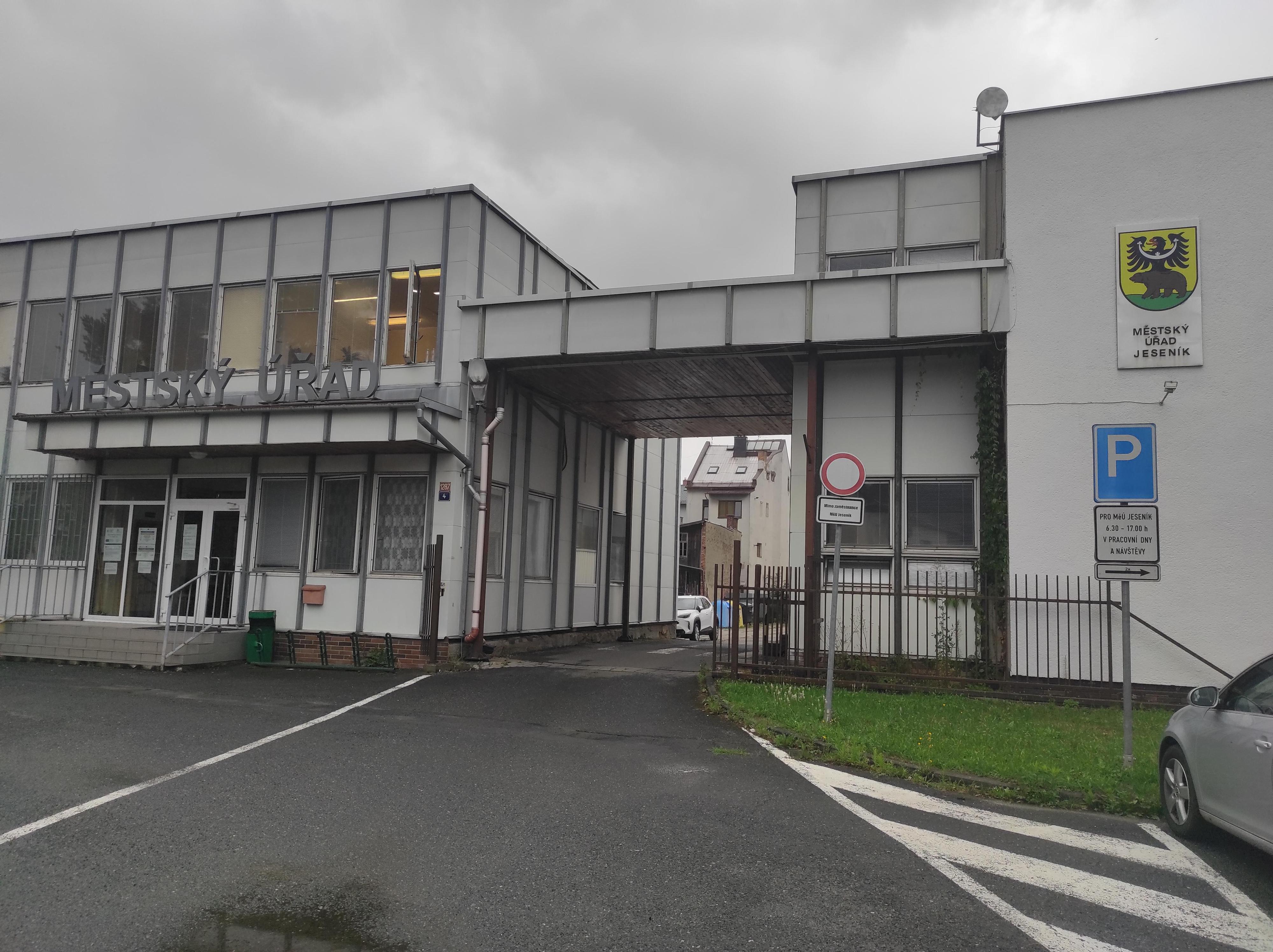MÚ Jeseník - Odbor stavebního úřadu a územního plánování foto 2
