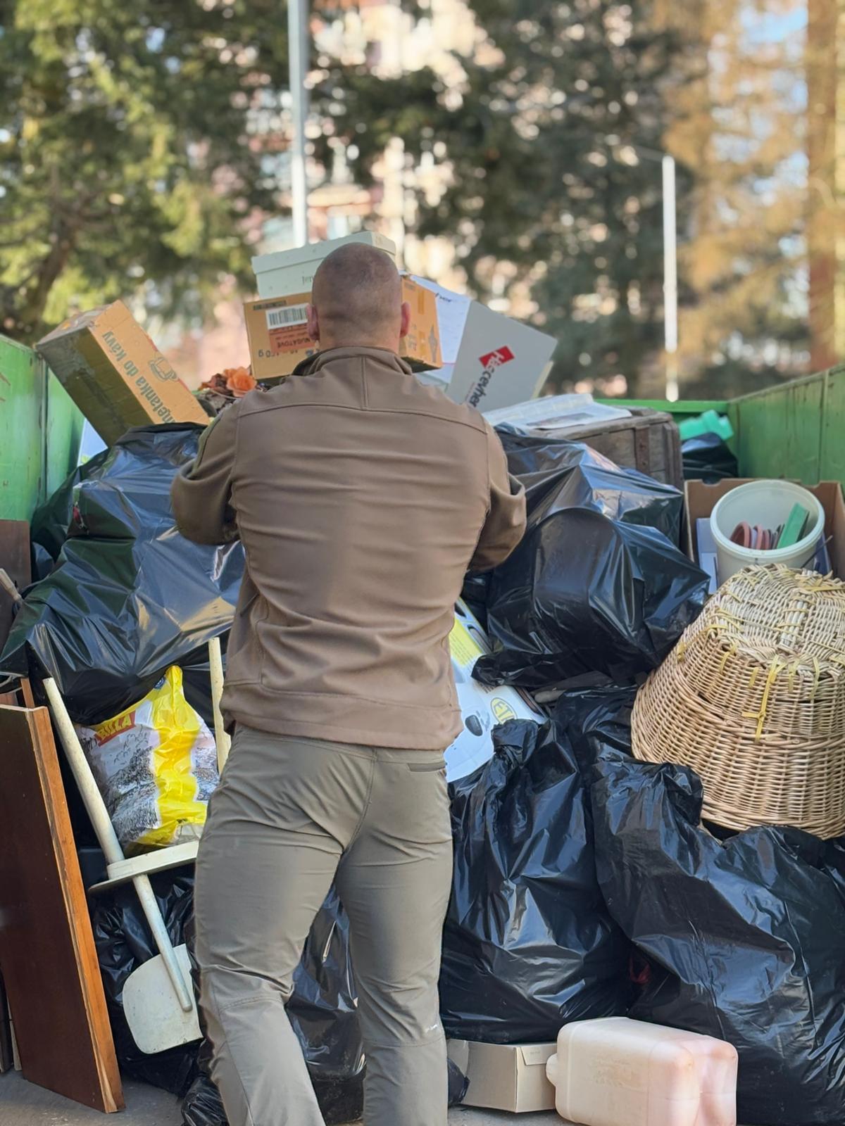 Vyklízení - likvidace odpadu