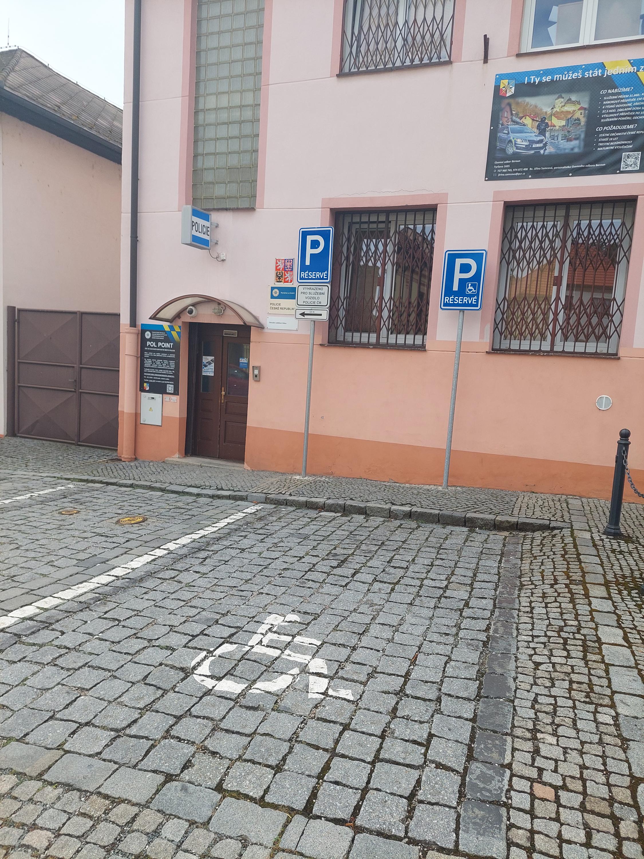 Policie ČR - Obvodní oddělení Zdice foto 3