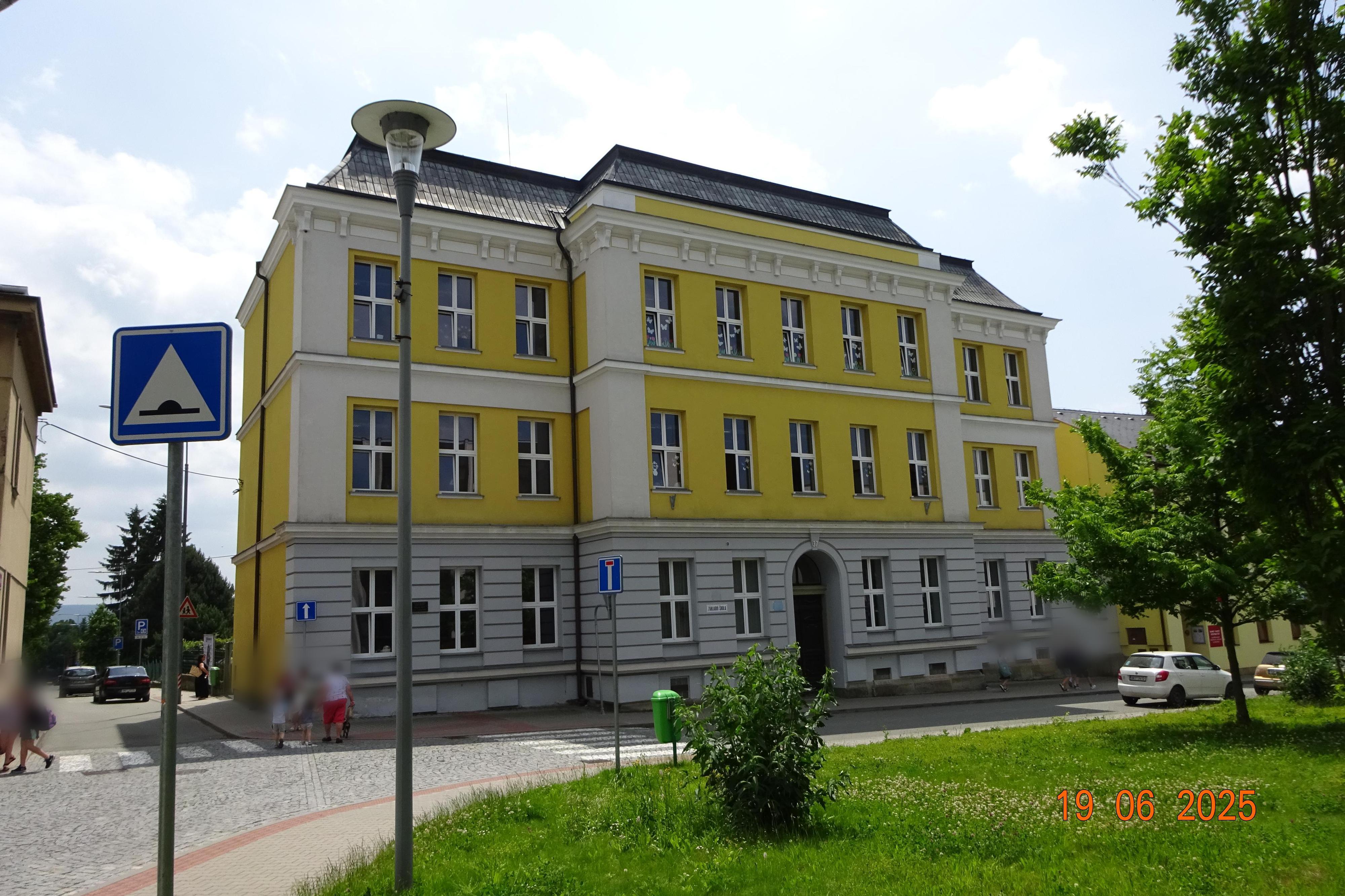 ZŠ Rychnov nad Kněžnou, Masarykova