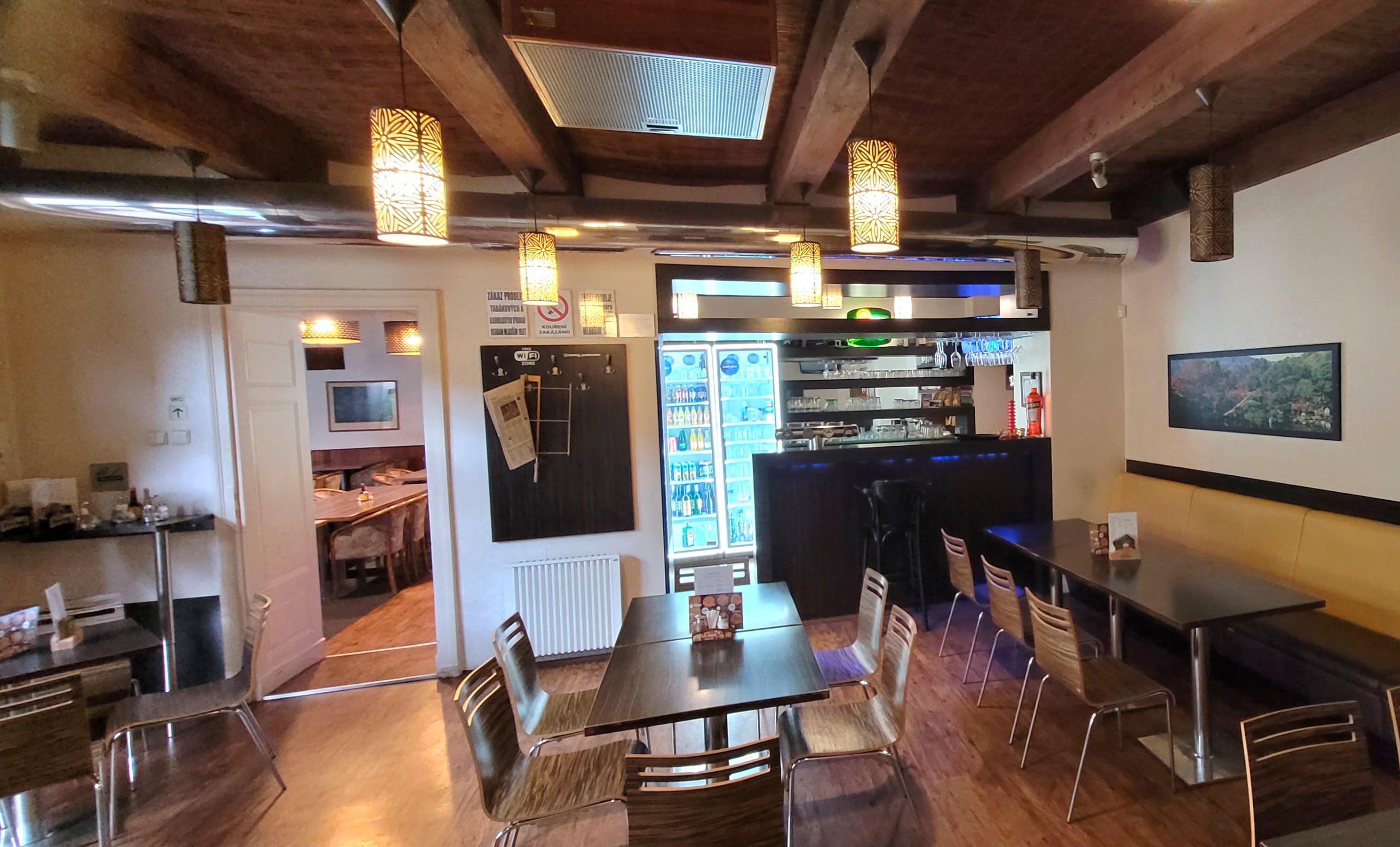 Restaurace hotelu Oáza