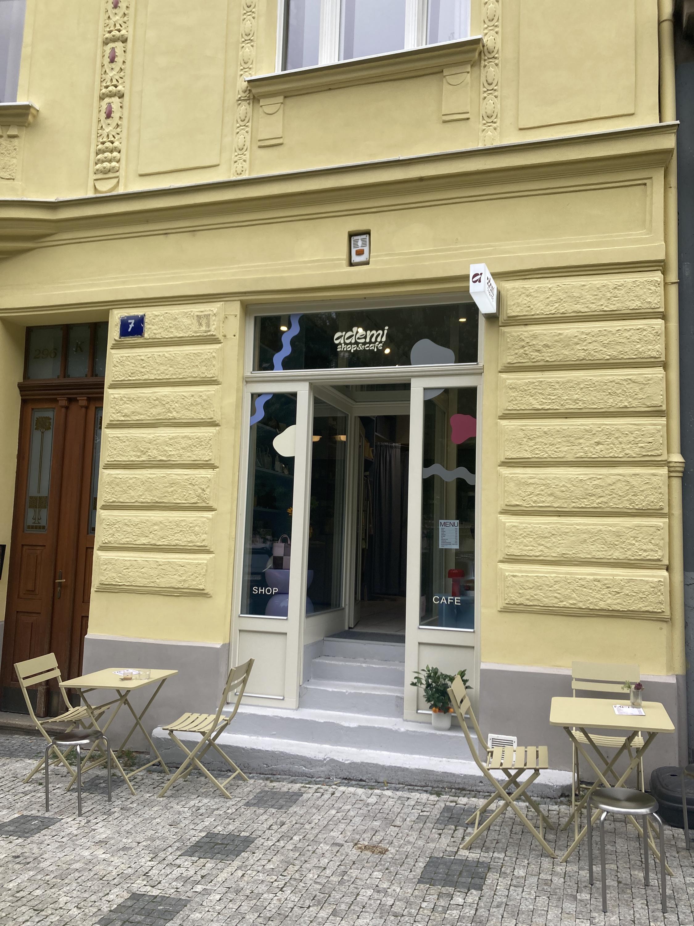 Ademi shop & café foto 5