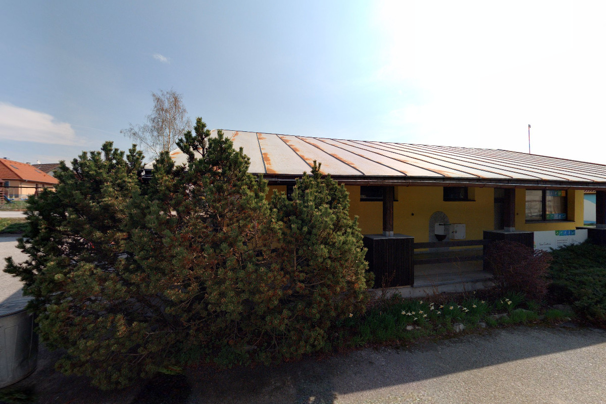 Sportovní půjčovna Lipno Centrum foto 5