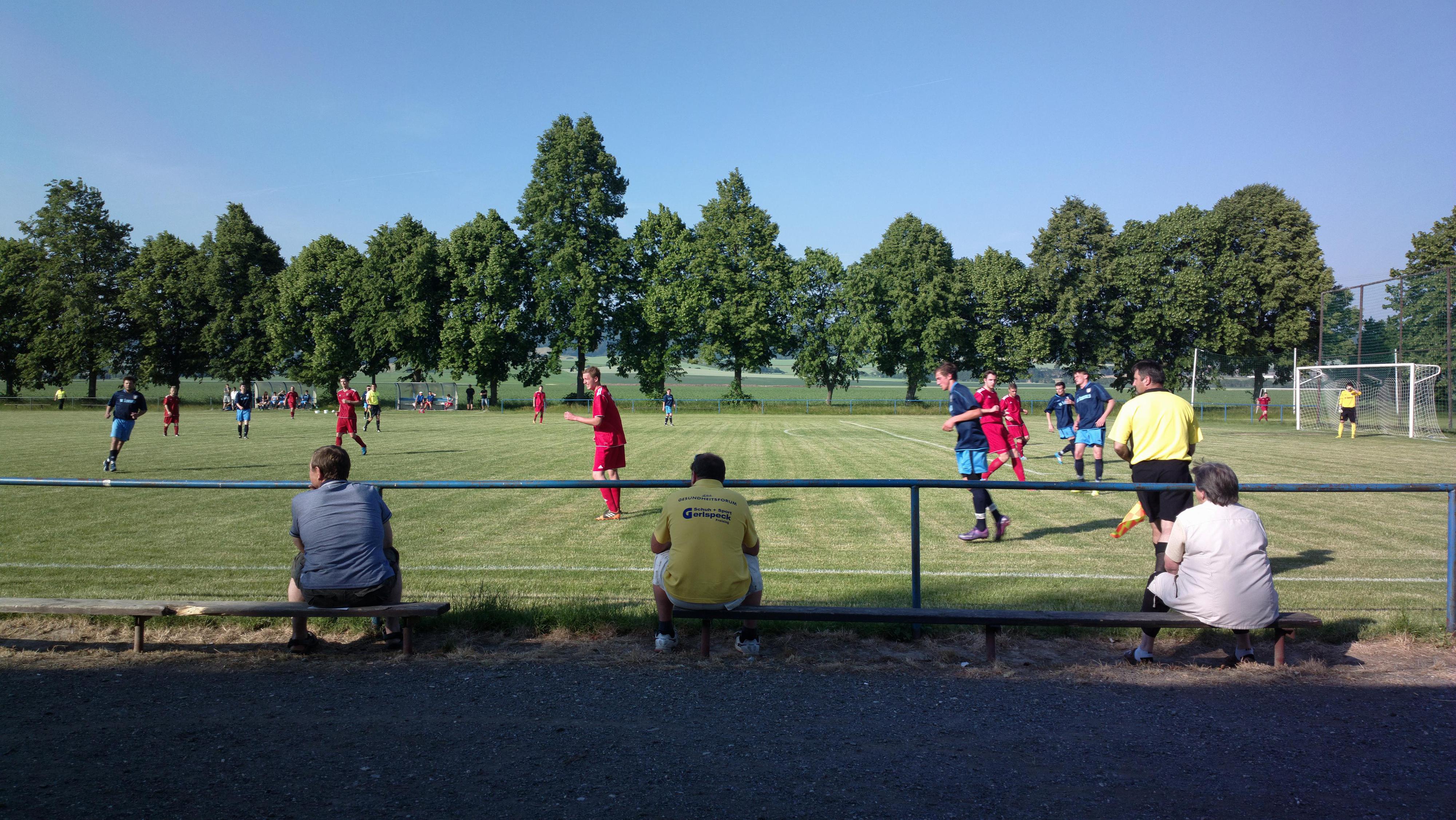 Fotbalové hřiště Šumvald foto 3