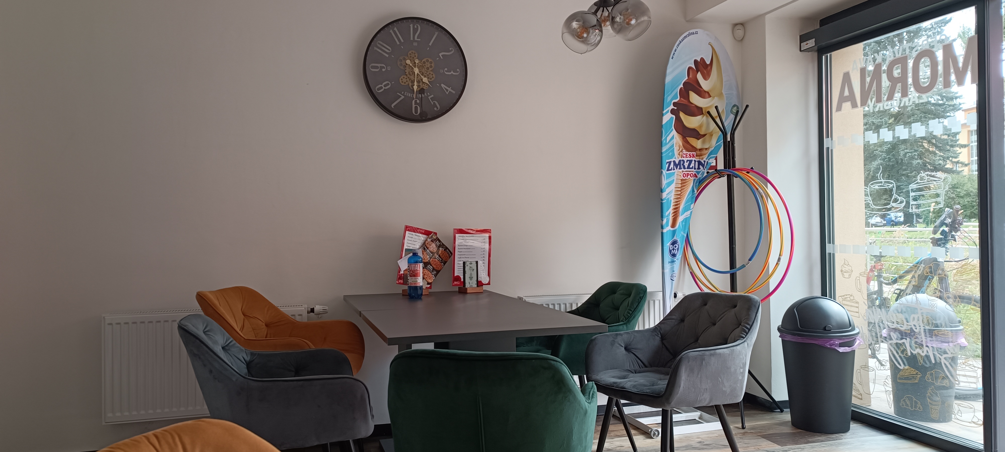 Lahůdky a kavárna Hladomorna