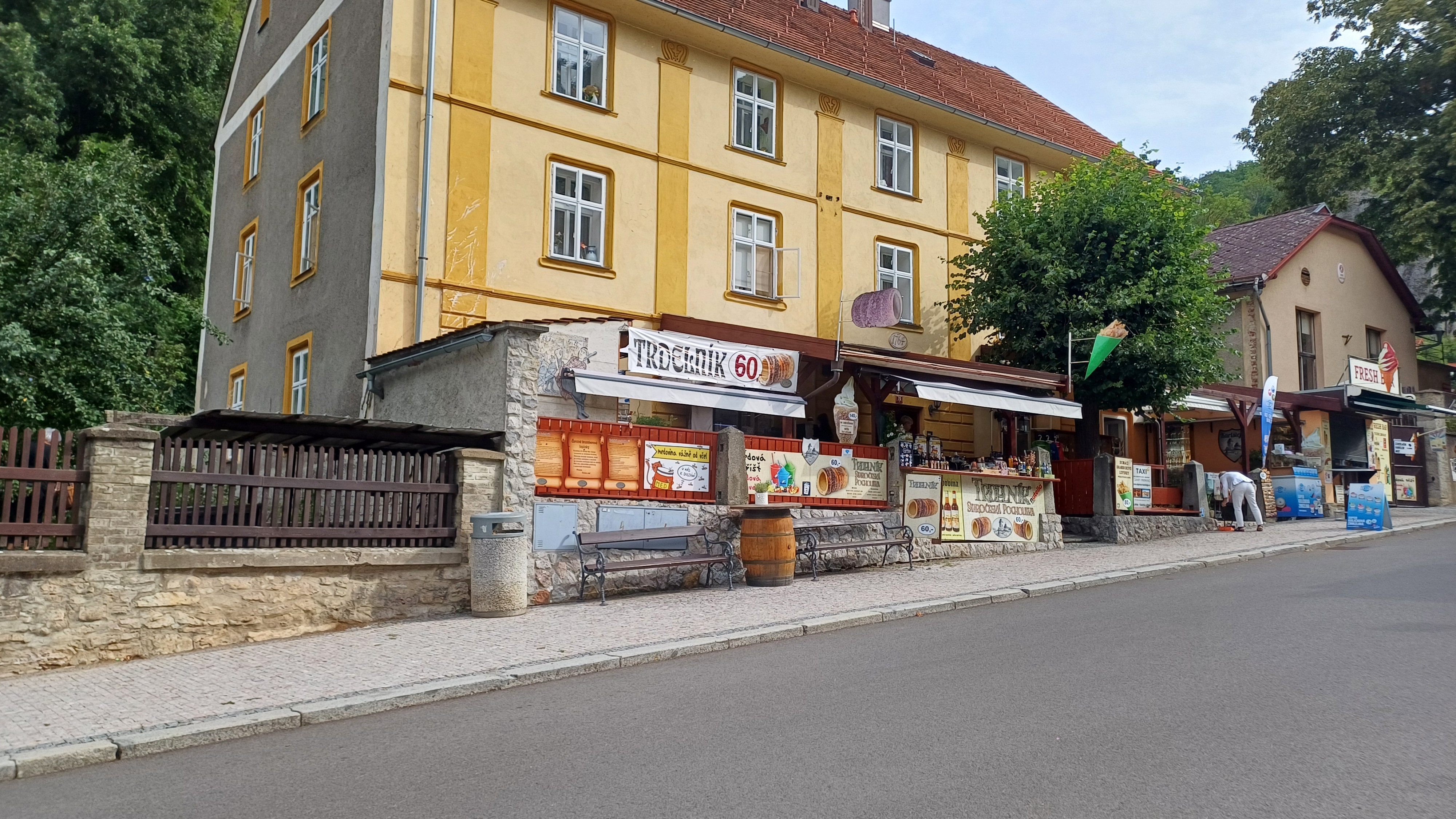 Občerstvení Karlštejn 70