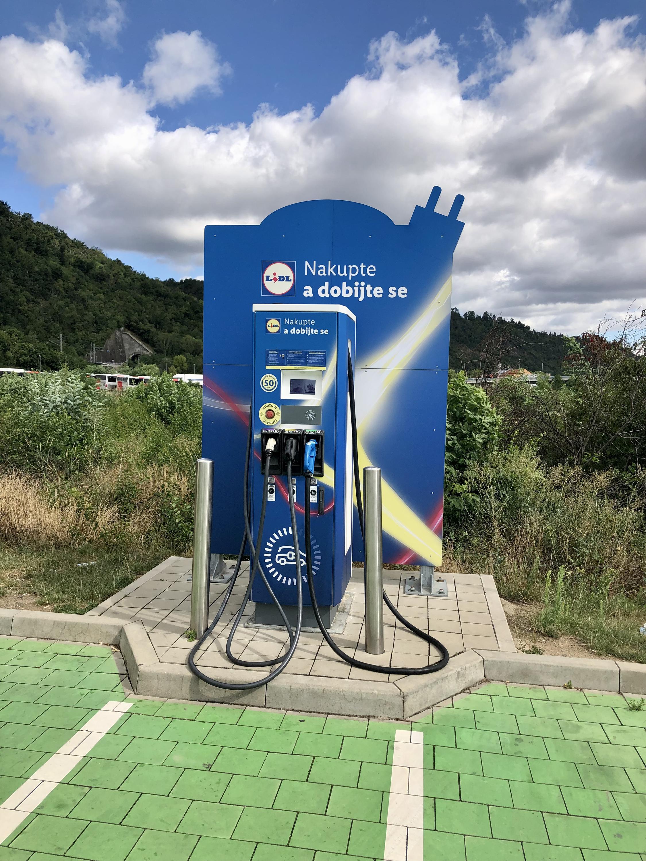Nabíjecí stanice Lidl foto 2