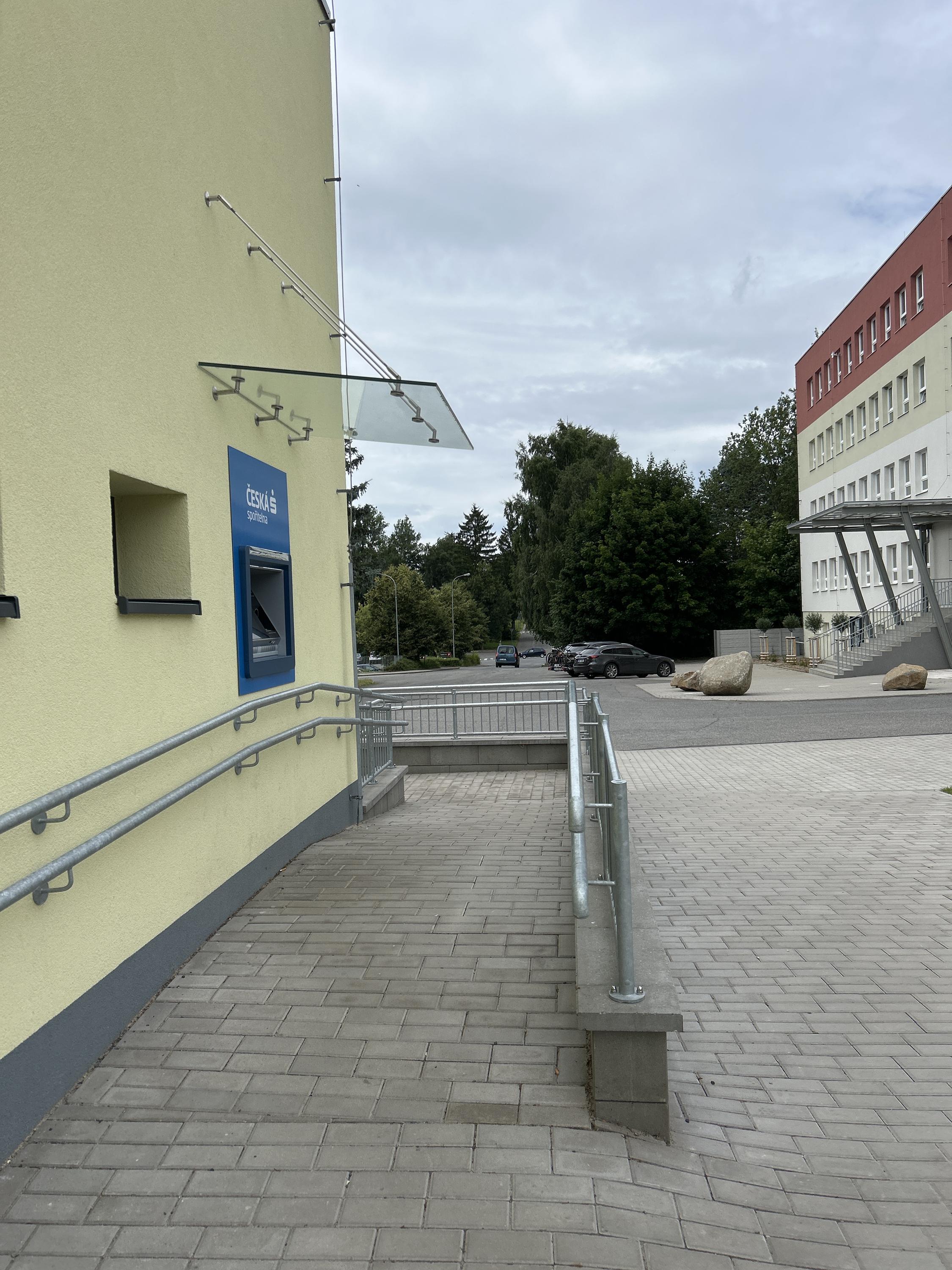 Bankomat České spořitelny foto 2