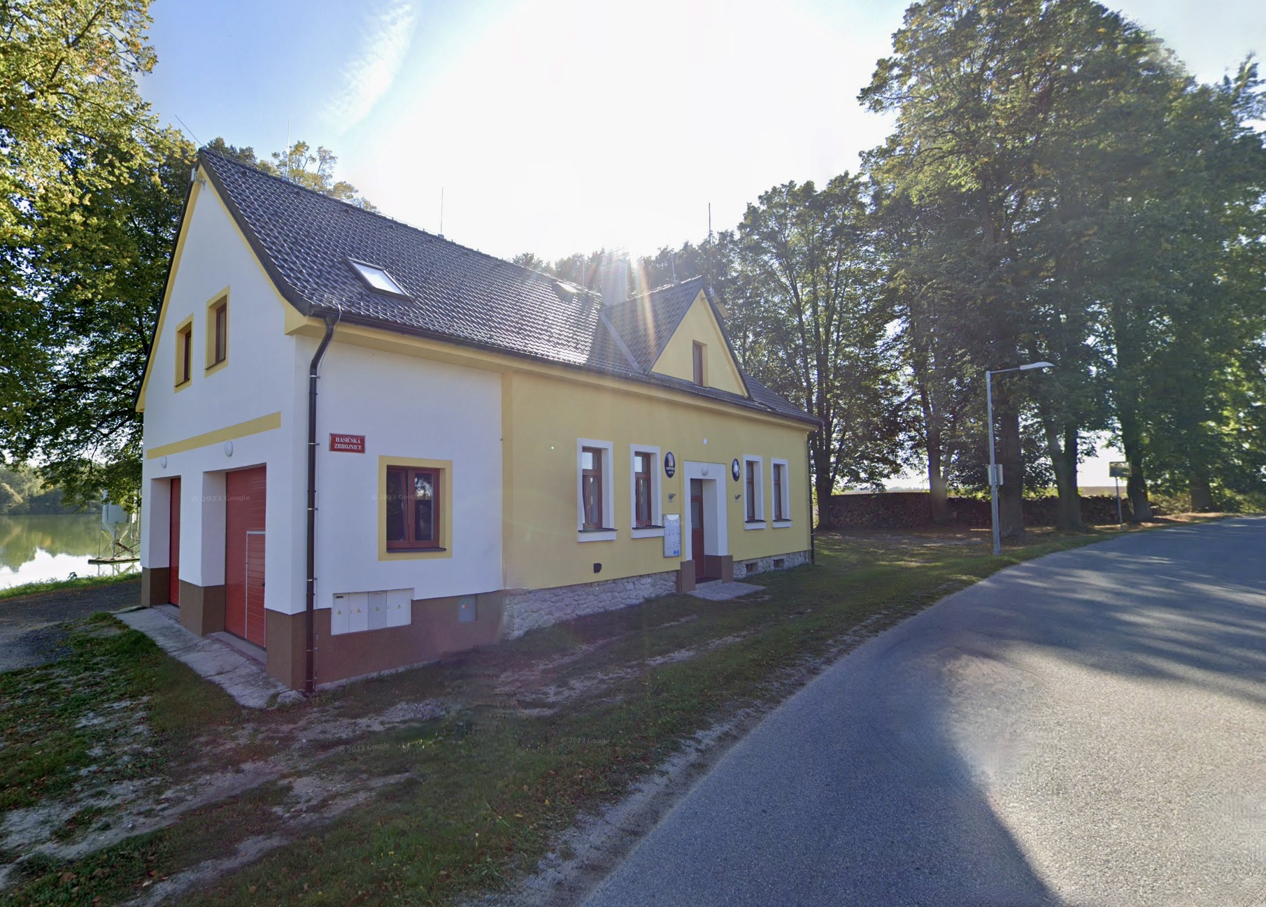 Hatín - obecní úřad foto 3