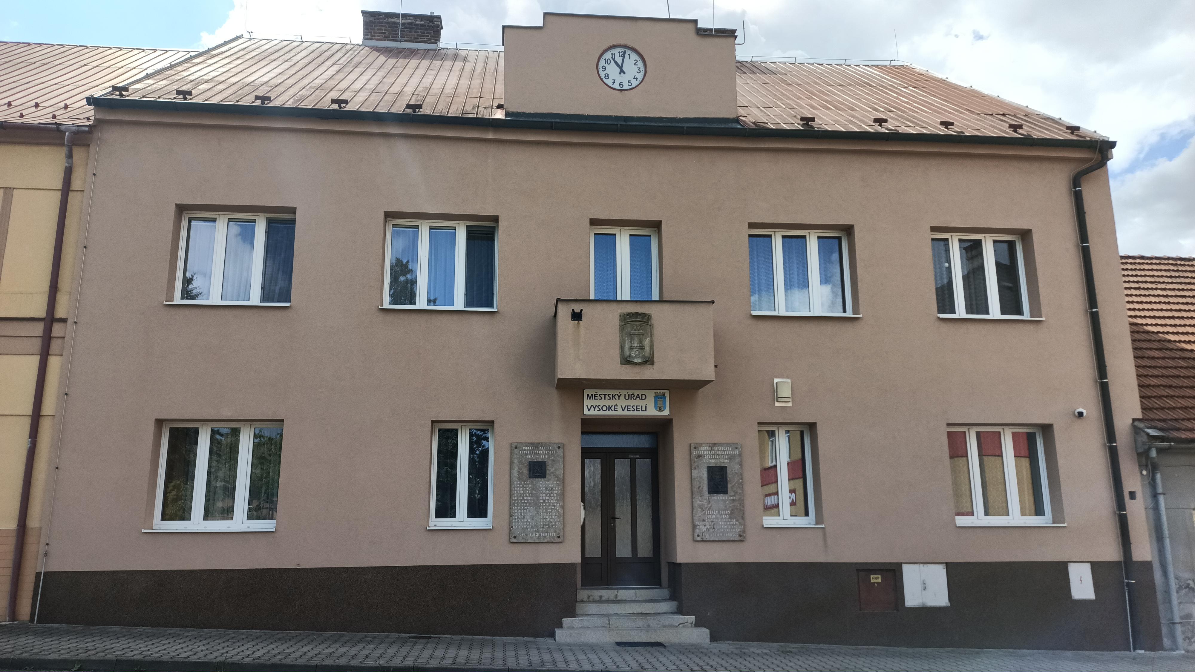 Vysoké Veselí - městský úřad foto 3