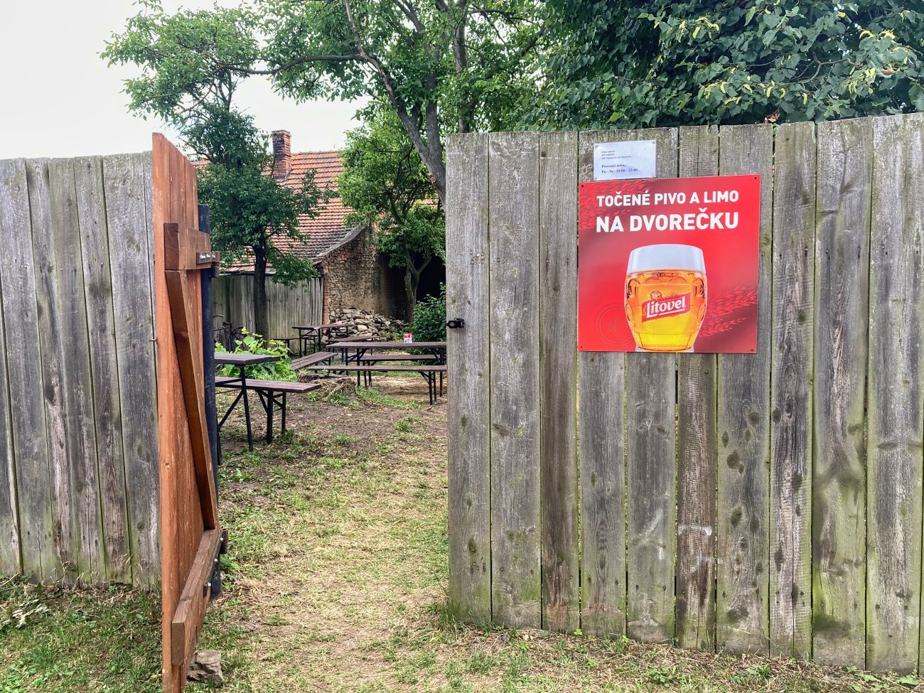 Občerstvení Na dvorečku