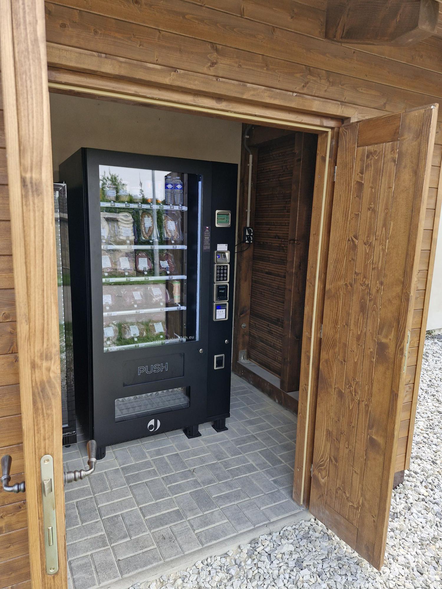Farma Toman Sedliště - automat foto 3