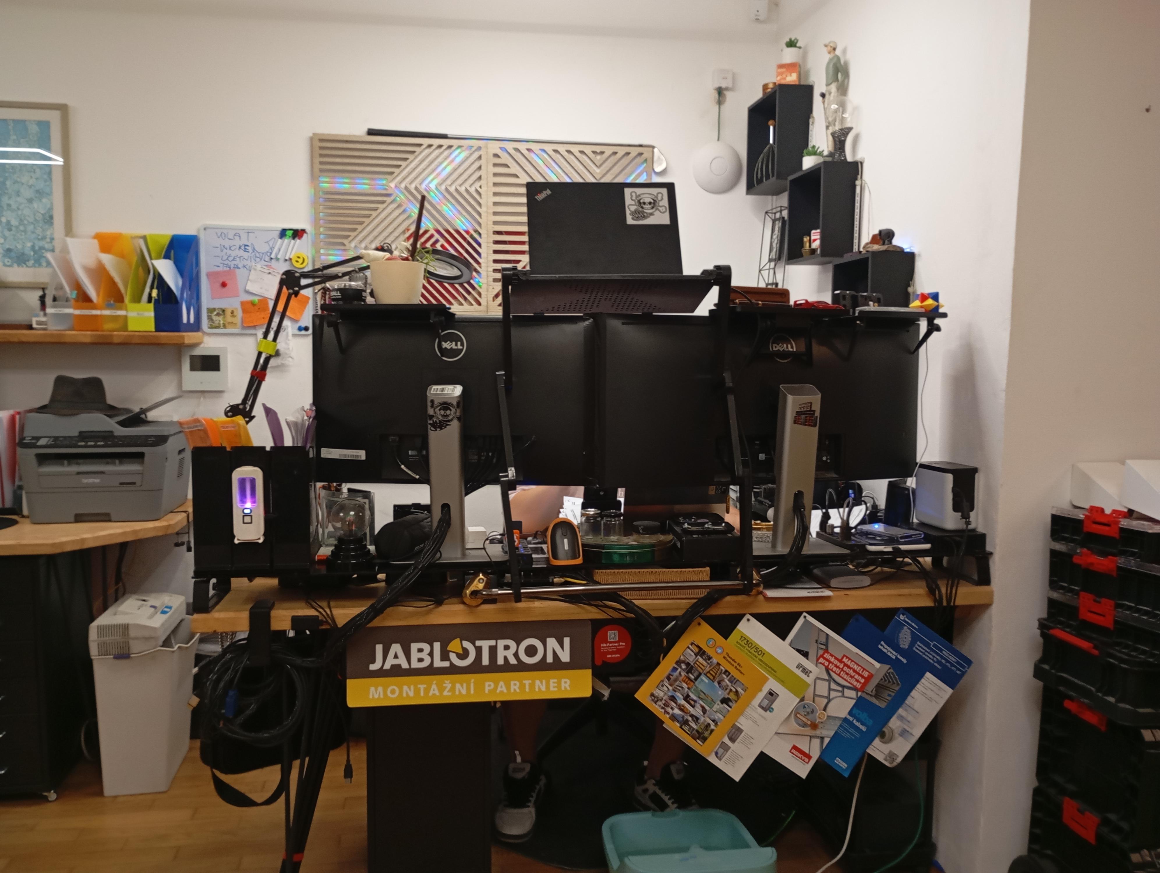 CLEVERON, s.r.o. foto 3