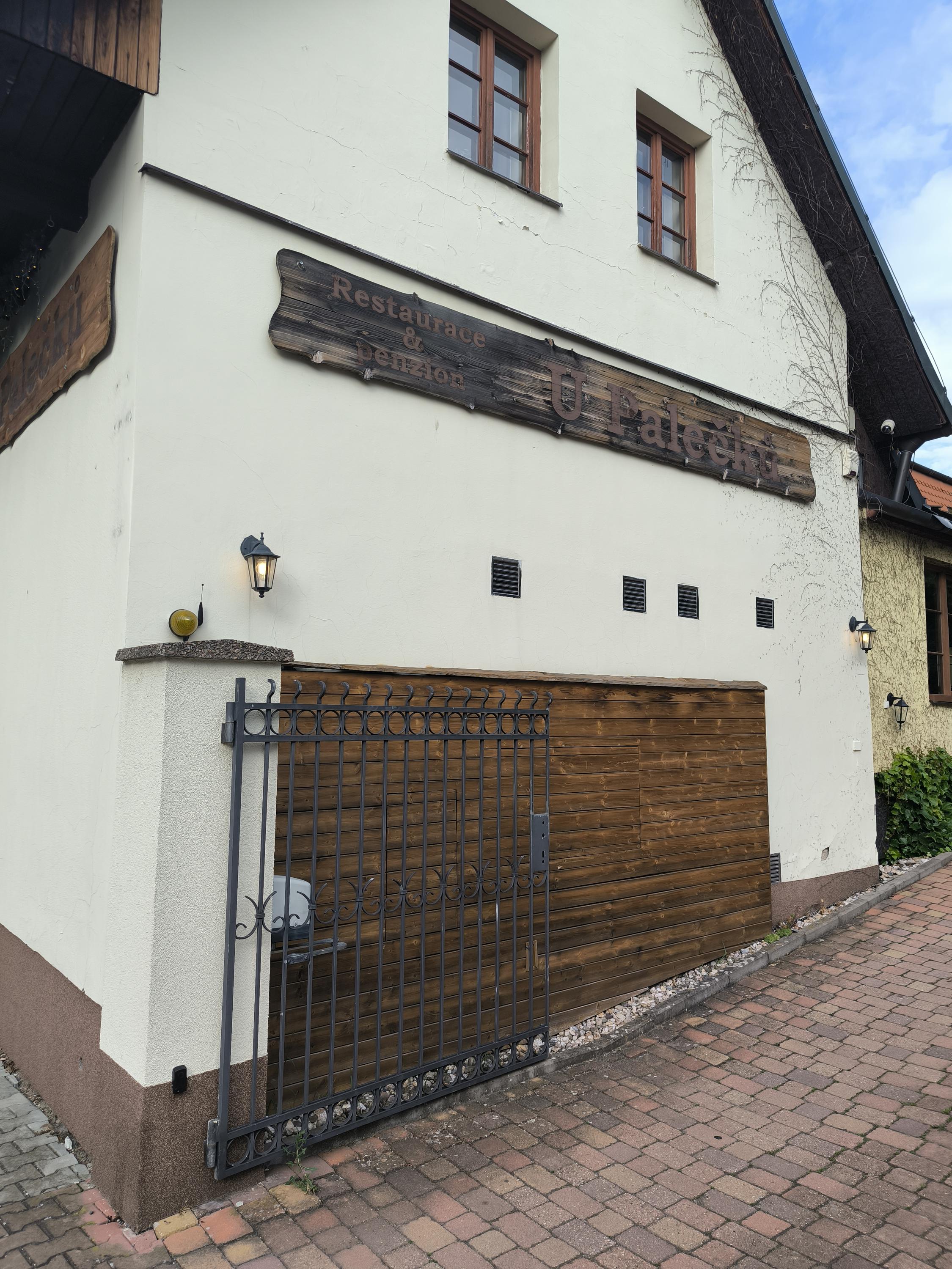 Restaurace U Palečků foto 2