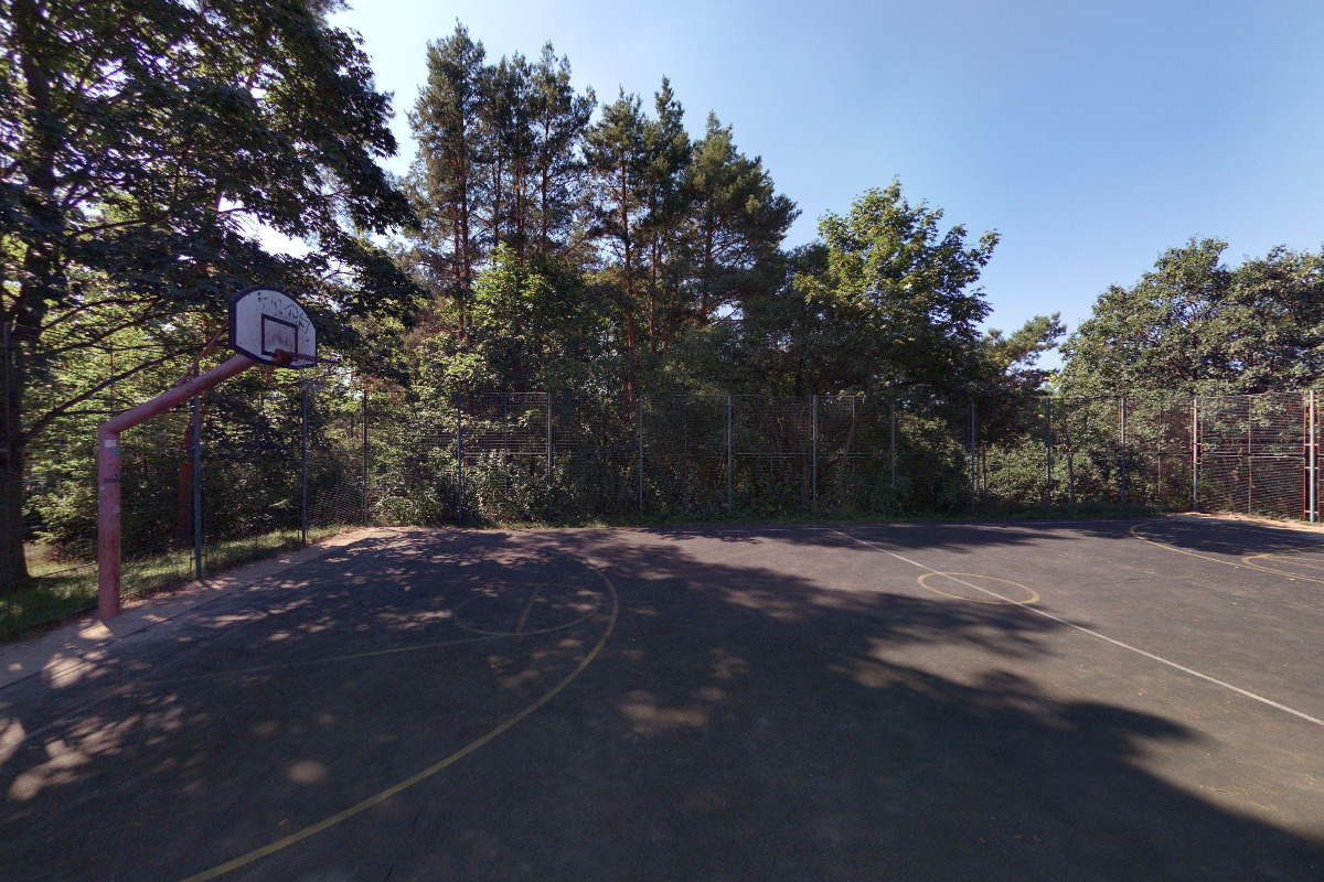 Basketbalové hřiště Lesná