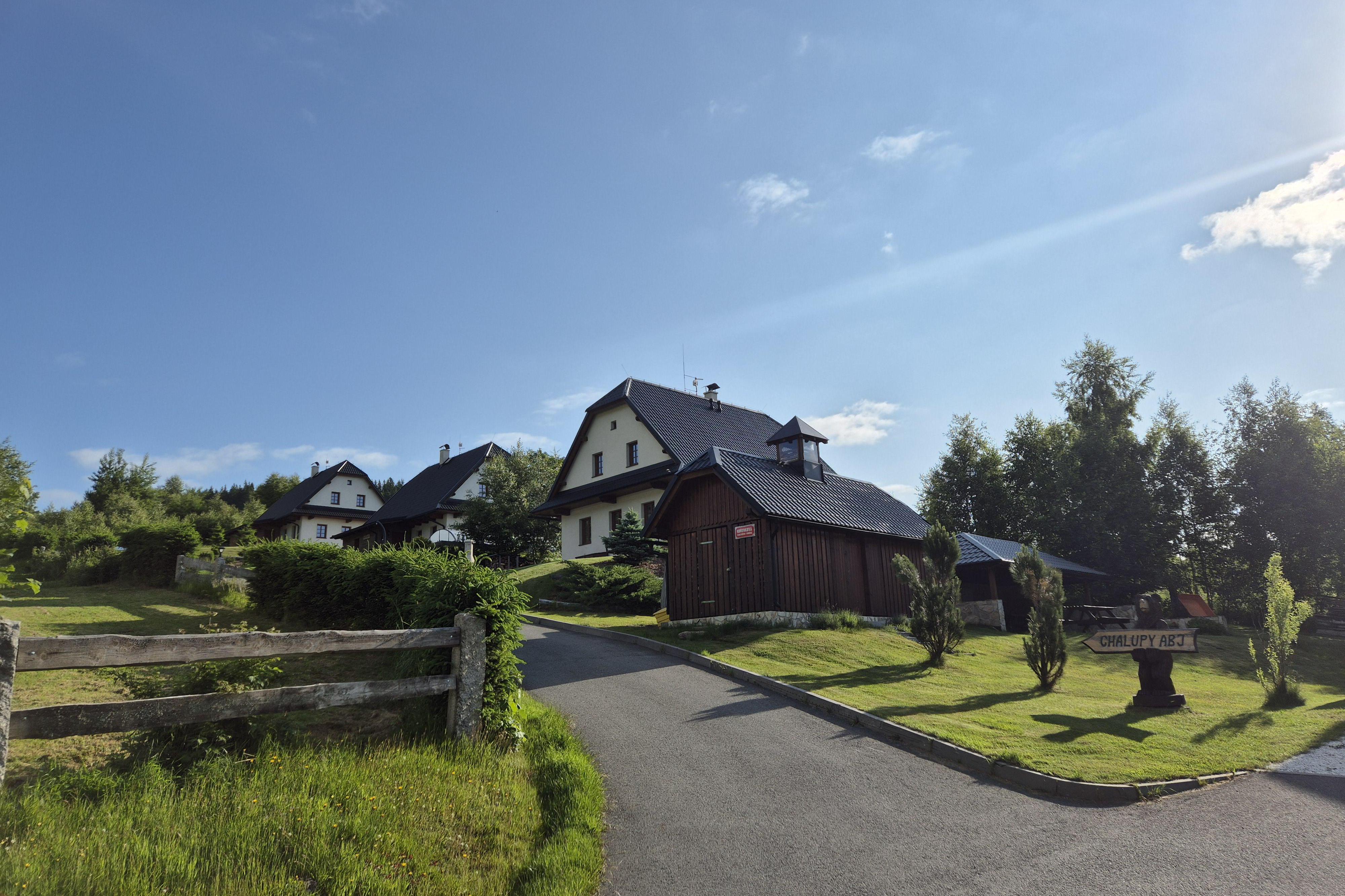 Chalupy ABJ Kraličák a Stodola