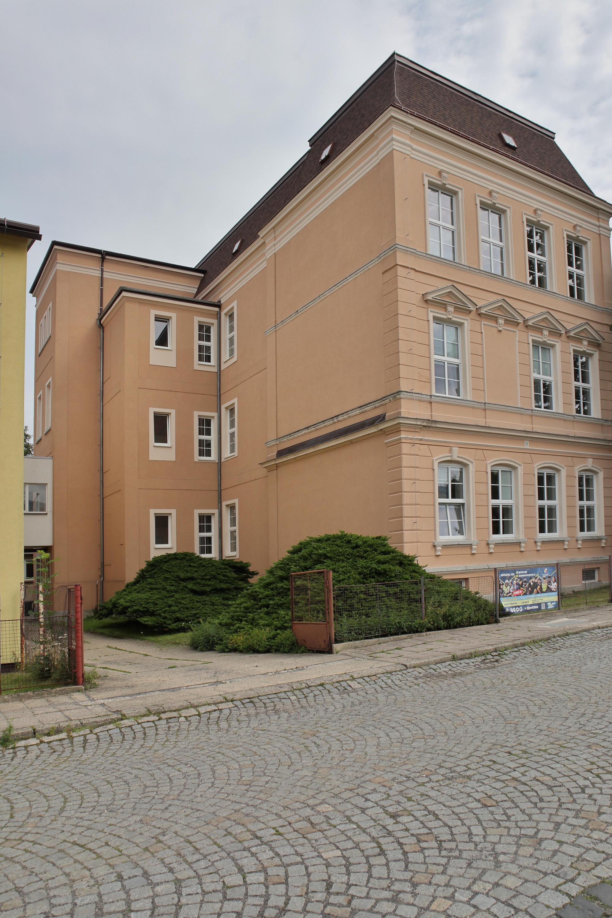 ZŠ Nové Město pod Smrkem foto 4
