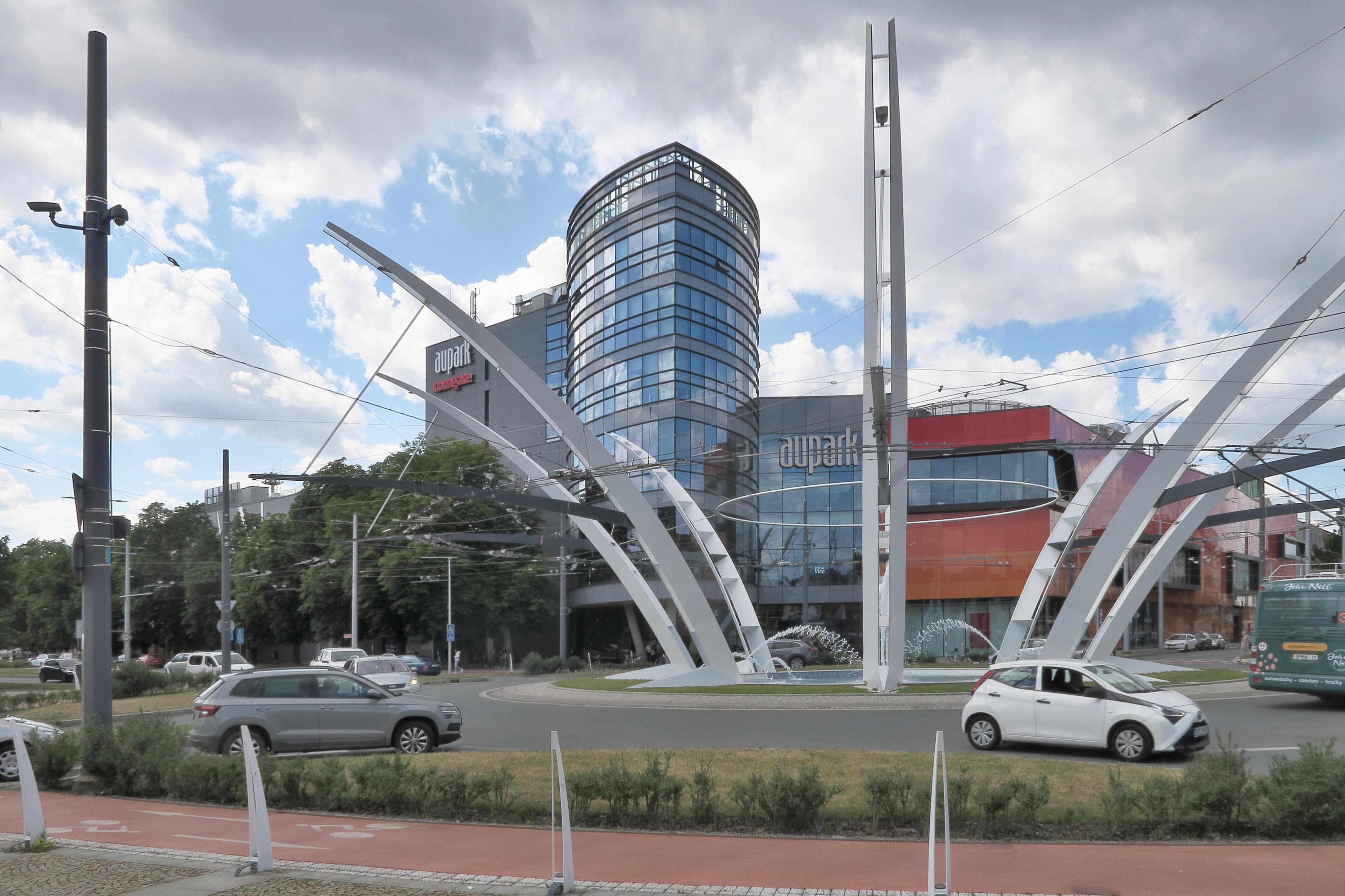 AUPARK Hradec Králové, s.r.o. foto 6