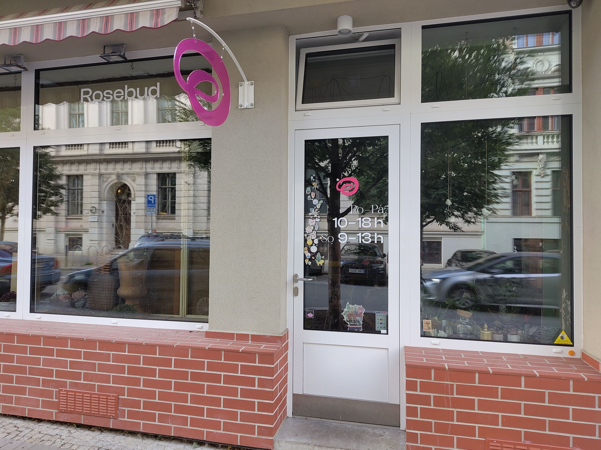 Rosebud Květinářství foto 1