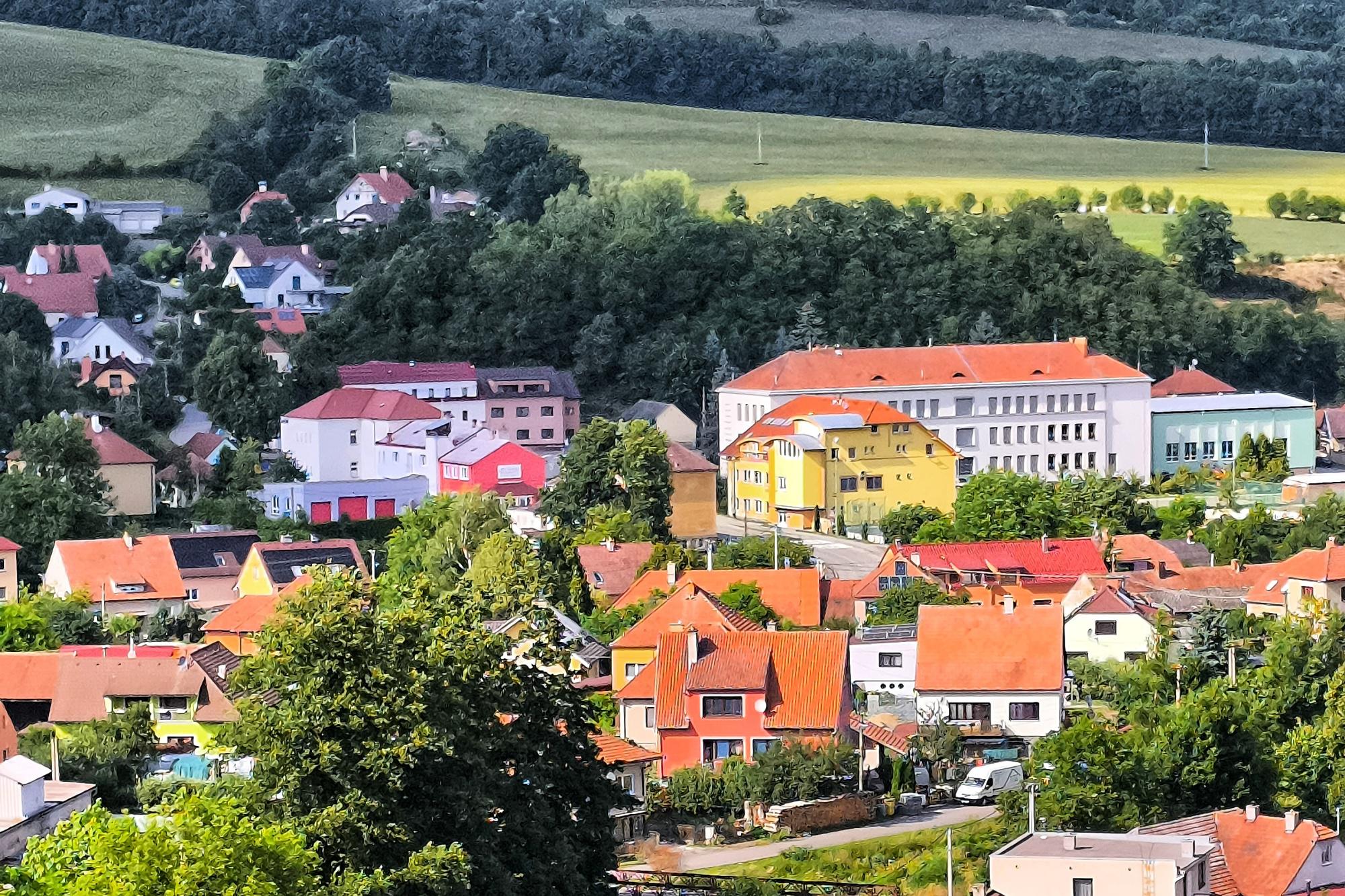 ZŠ a MŠ Dolní Loučky foto 2