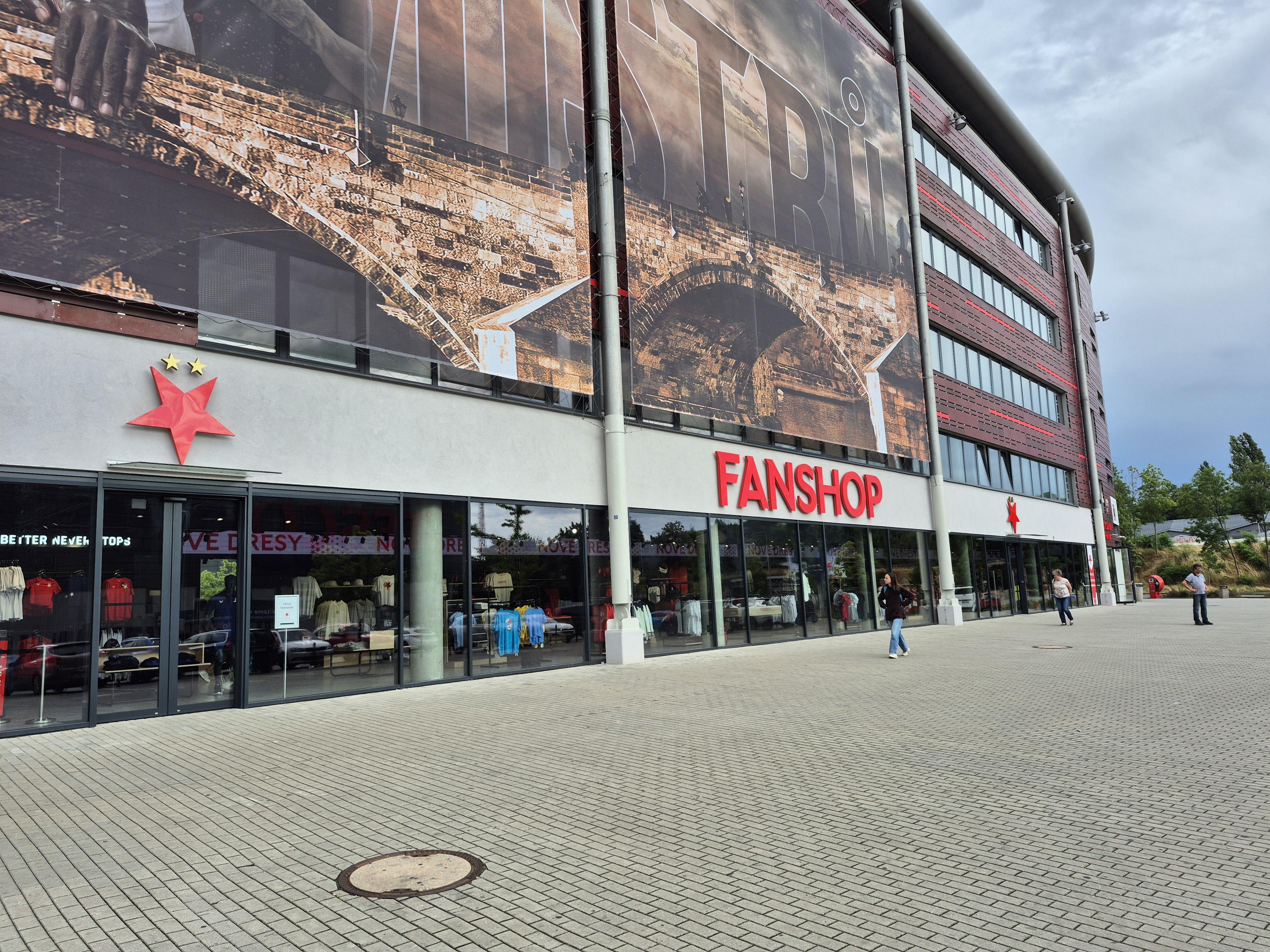 Fanshop SK Slavia Praha foto 2