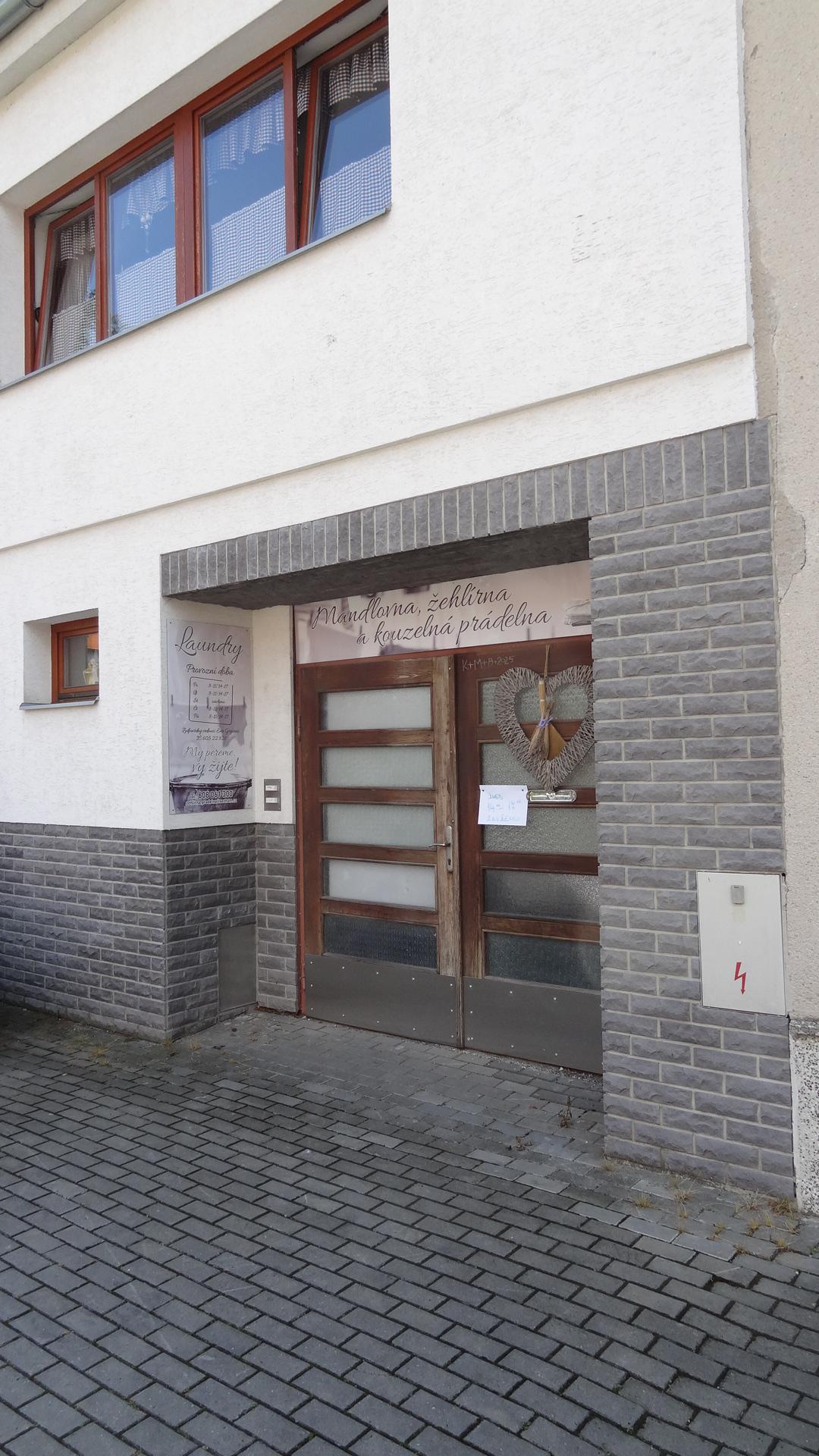 Mandlovna, žehlírna a kouzelná prádelna Eva Grycová foto 1