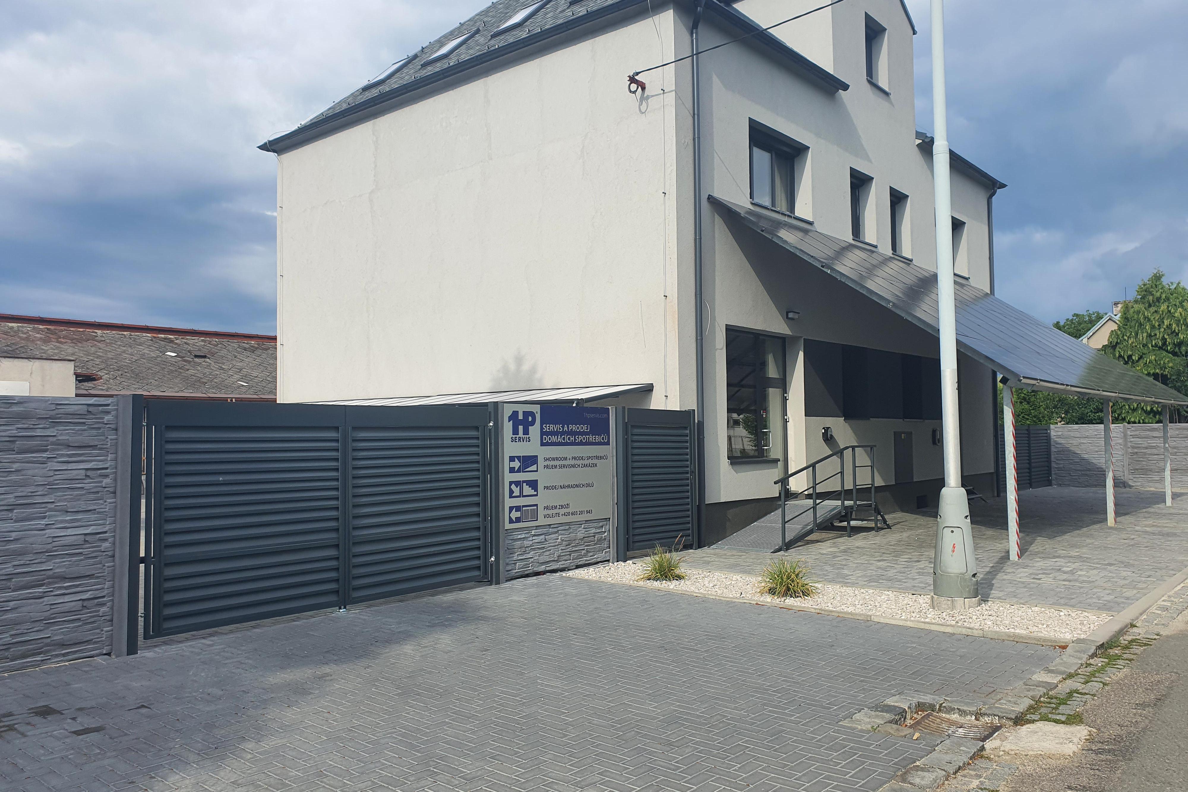 1. HP Servis s.r.o