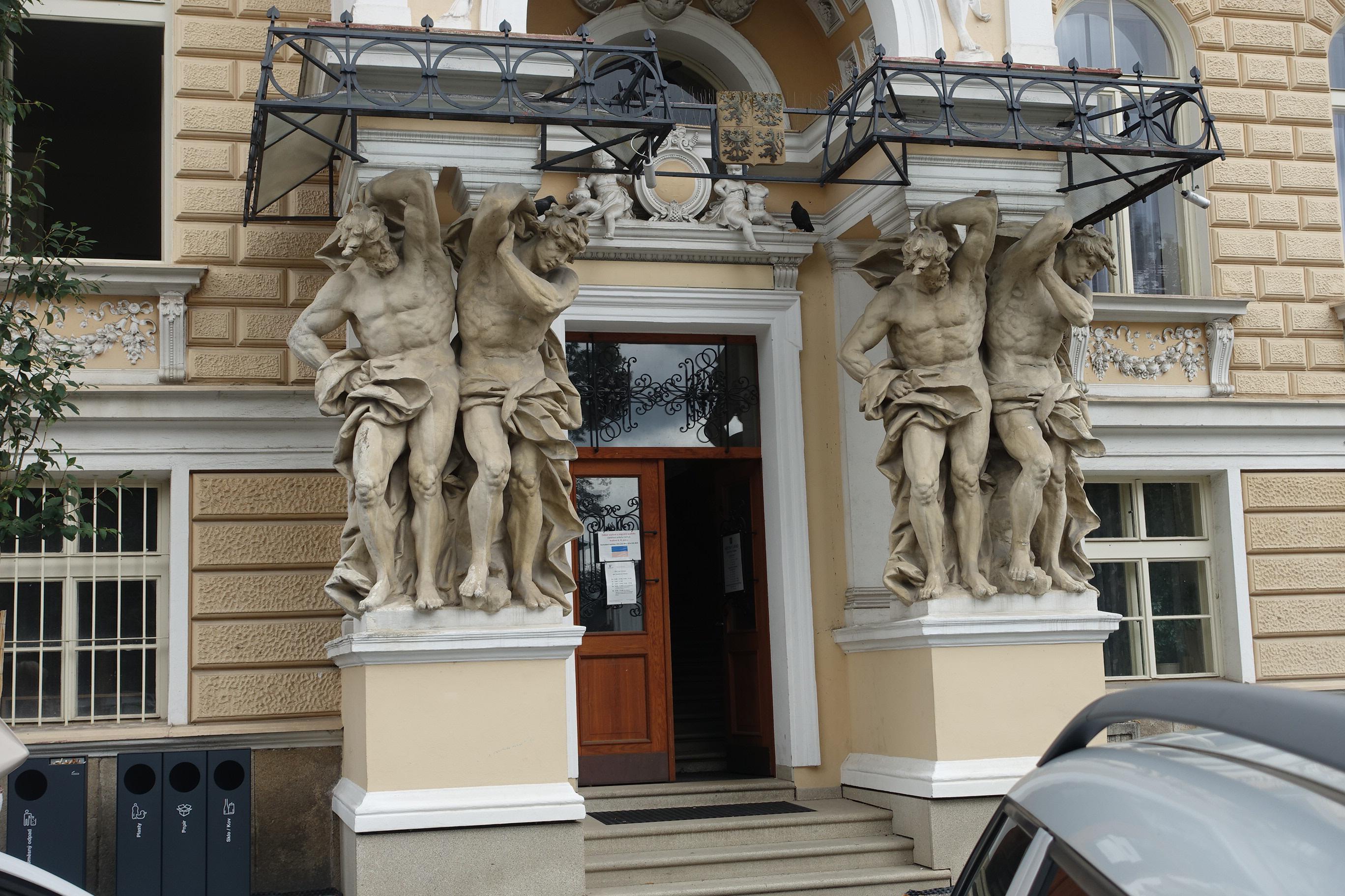 Ministerstvo vnitra - Oddělení pobytu cizinců Jindřichův Hradec