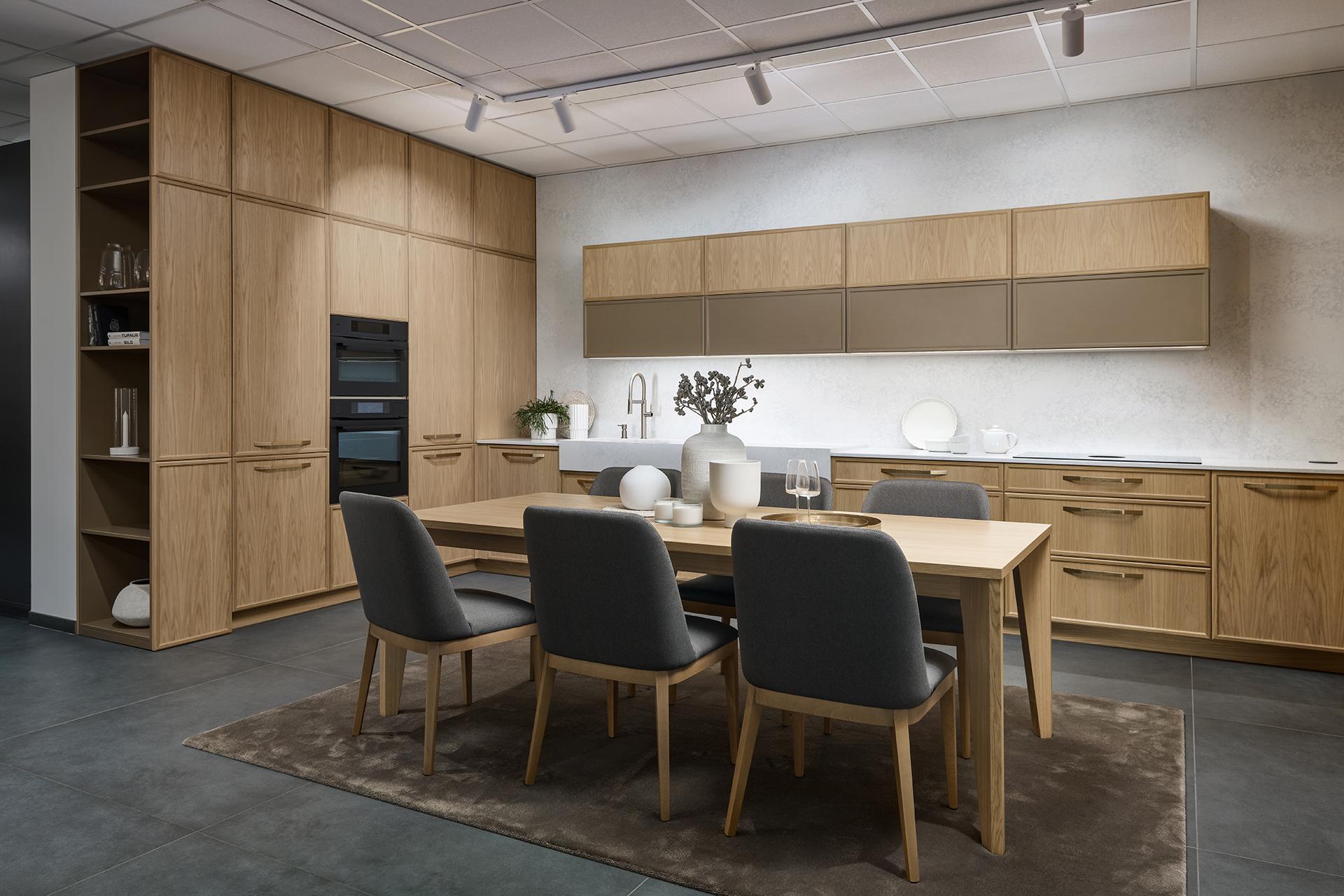 HANÁK CENTRUM - Kuchyně a interiéry foto 4