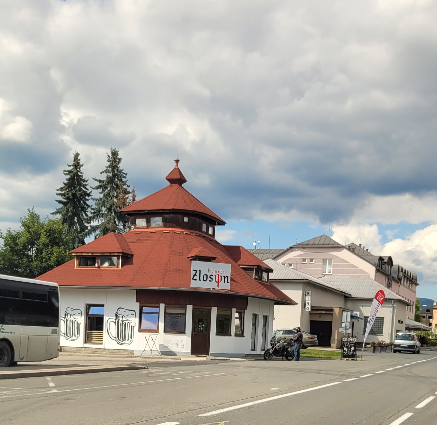 Pivní bar ZLosin Velké Losiny foto 5