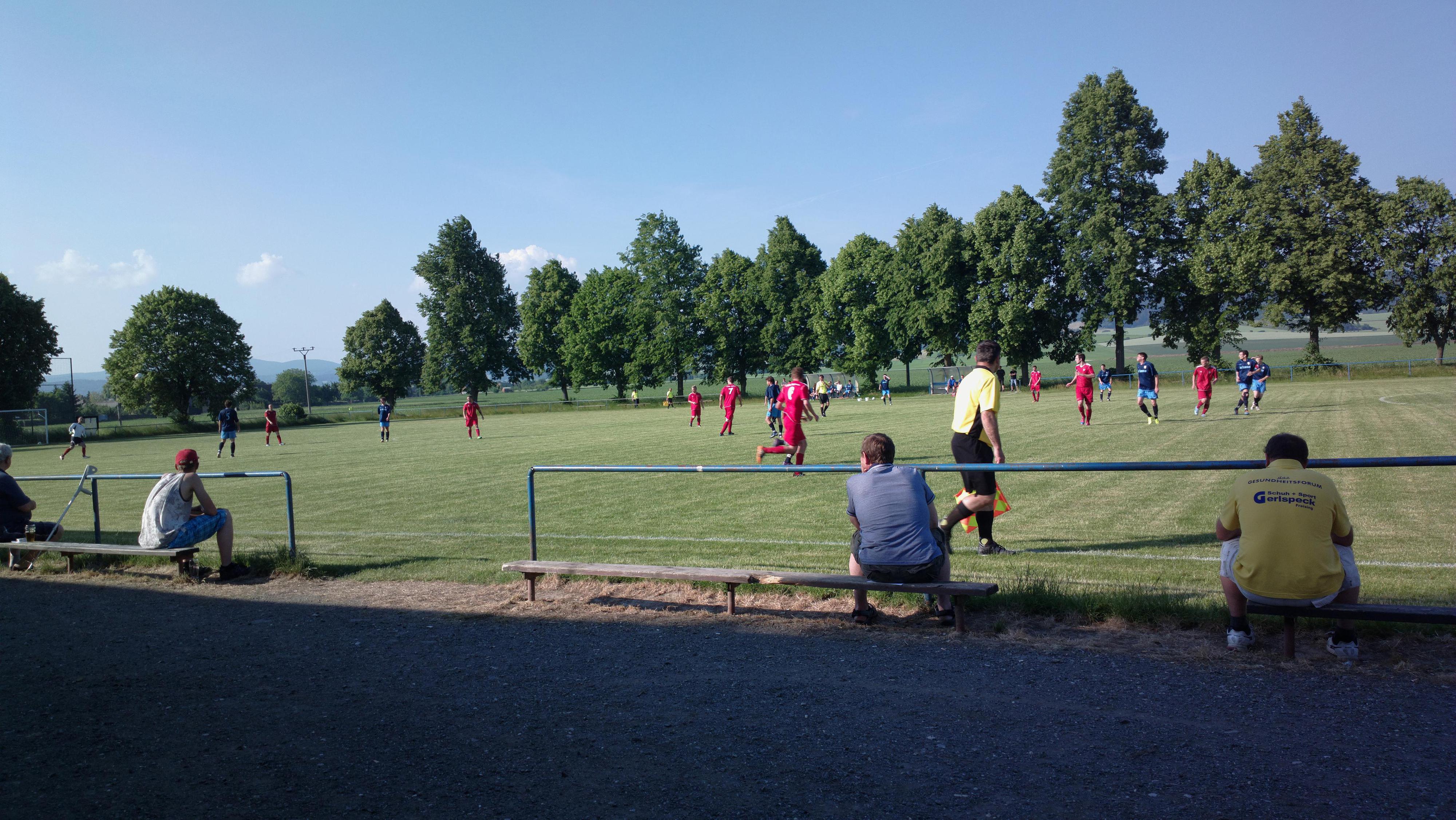 Fotbalové hřiště Šumvald foto 1