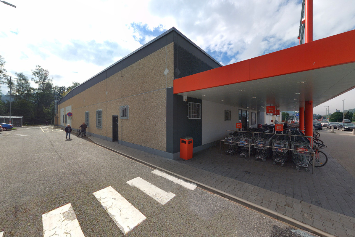 Zmrzlinový stánek Běloves foto 3