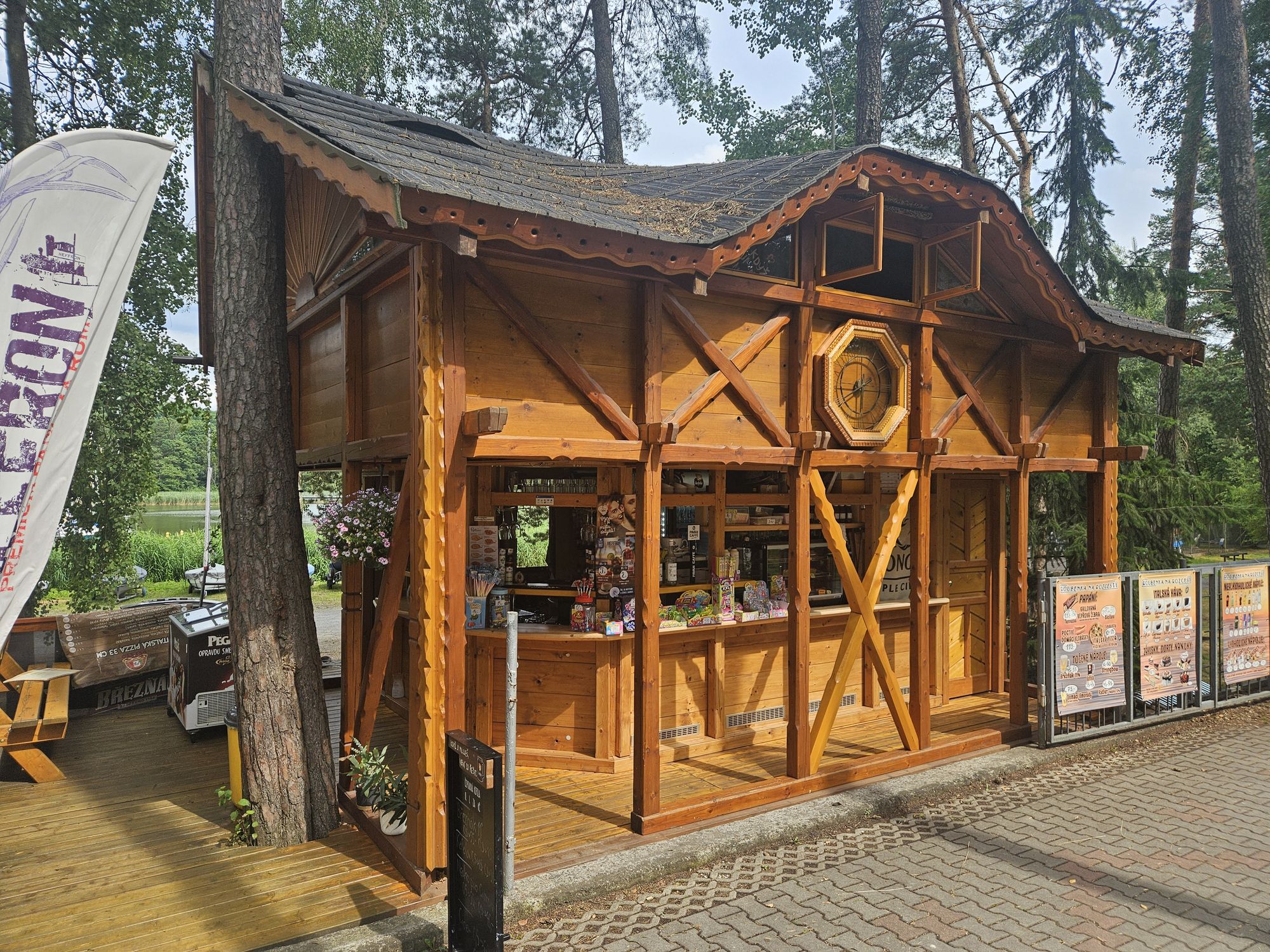 Roubenka na rozcestí foto 2