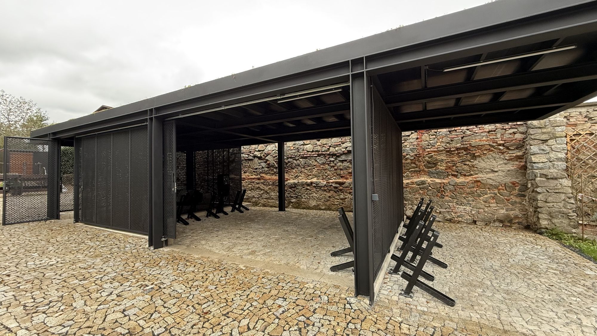 Dobíjecí stanice Hotel Týnec foto 2