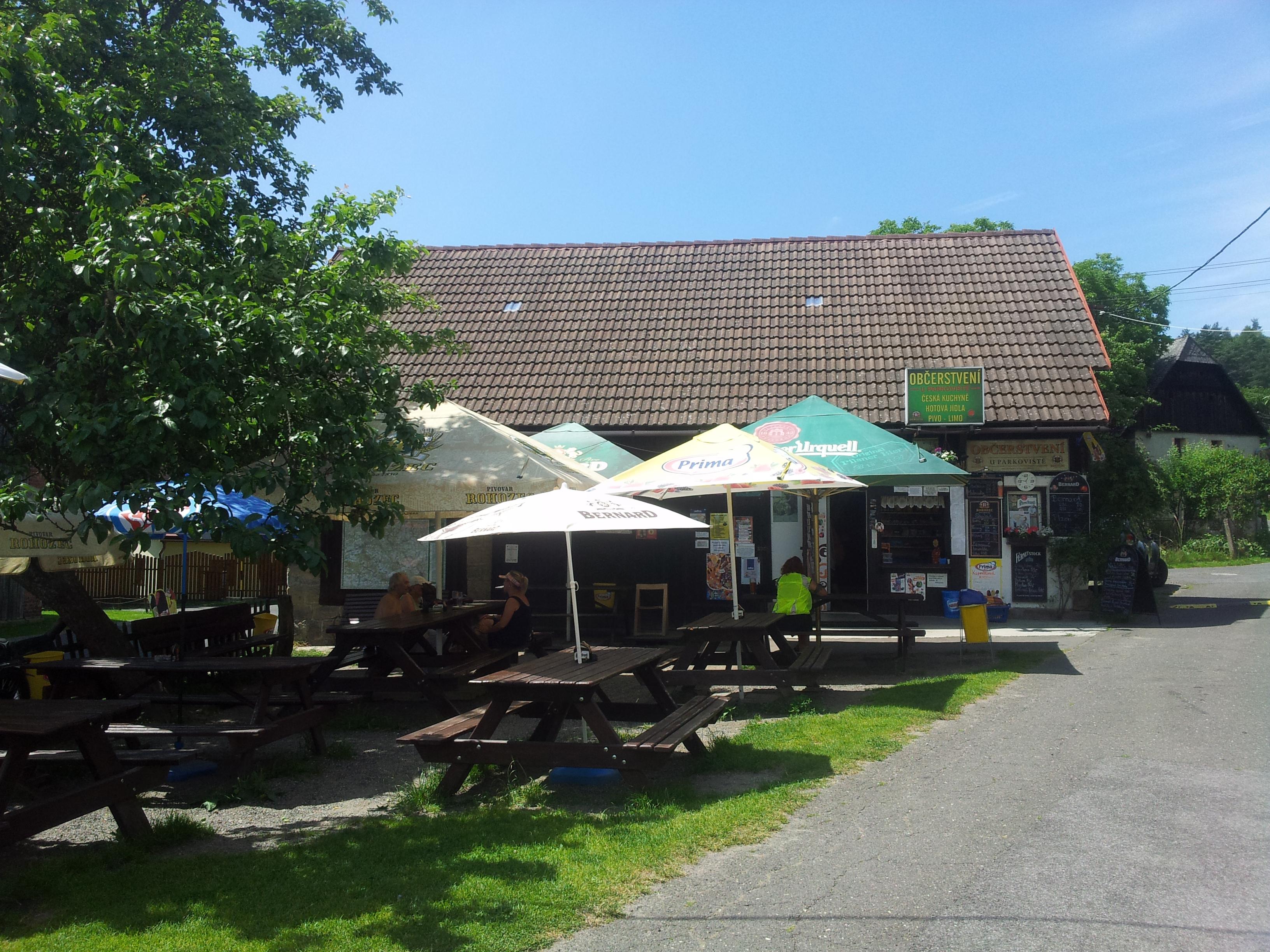 Občerstvení u Parkoviště foto 1