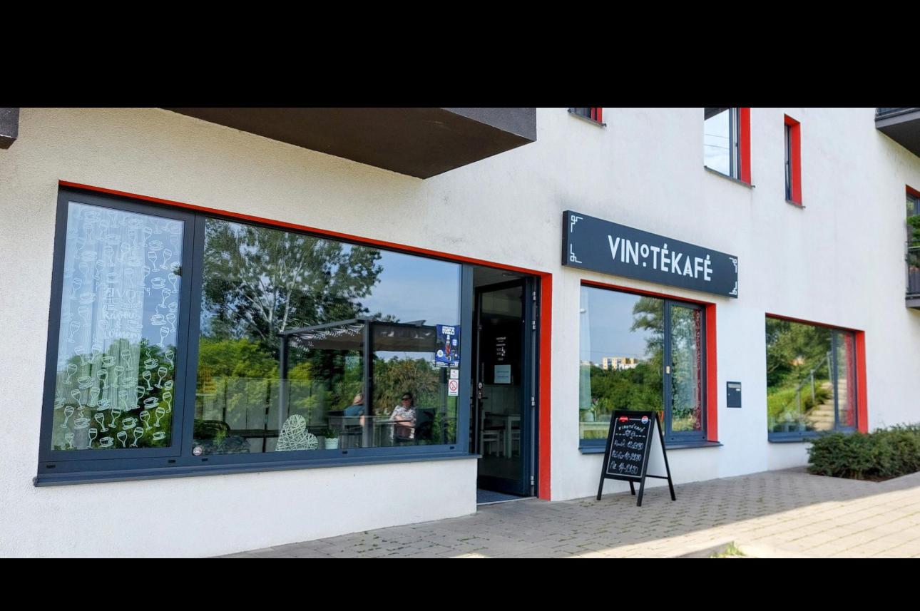 Vinotékafé