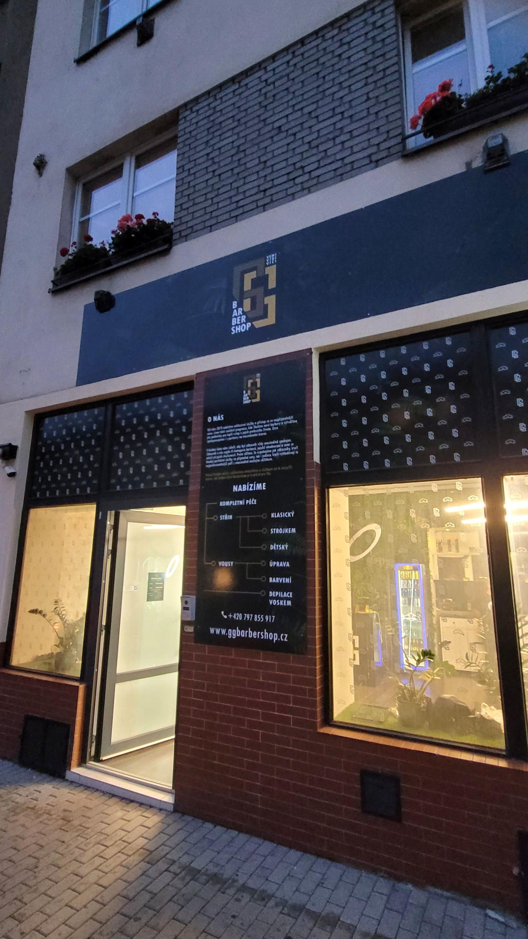 Golden Gate Barbershop foto 2