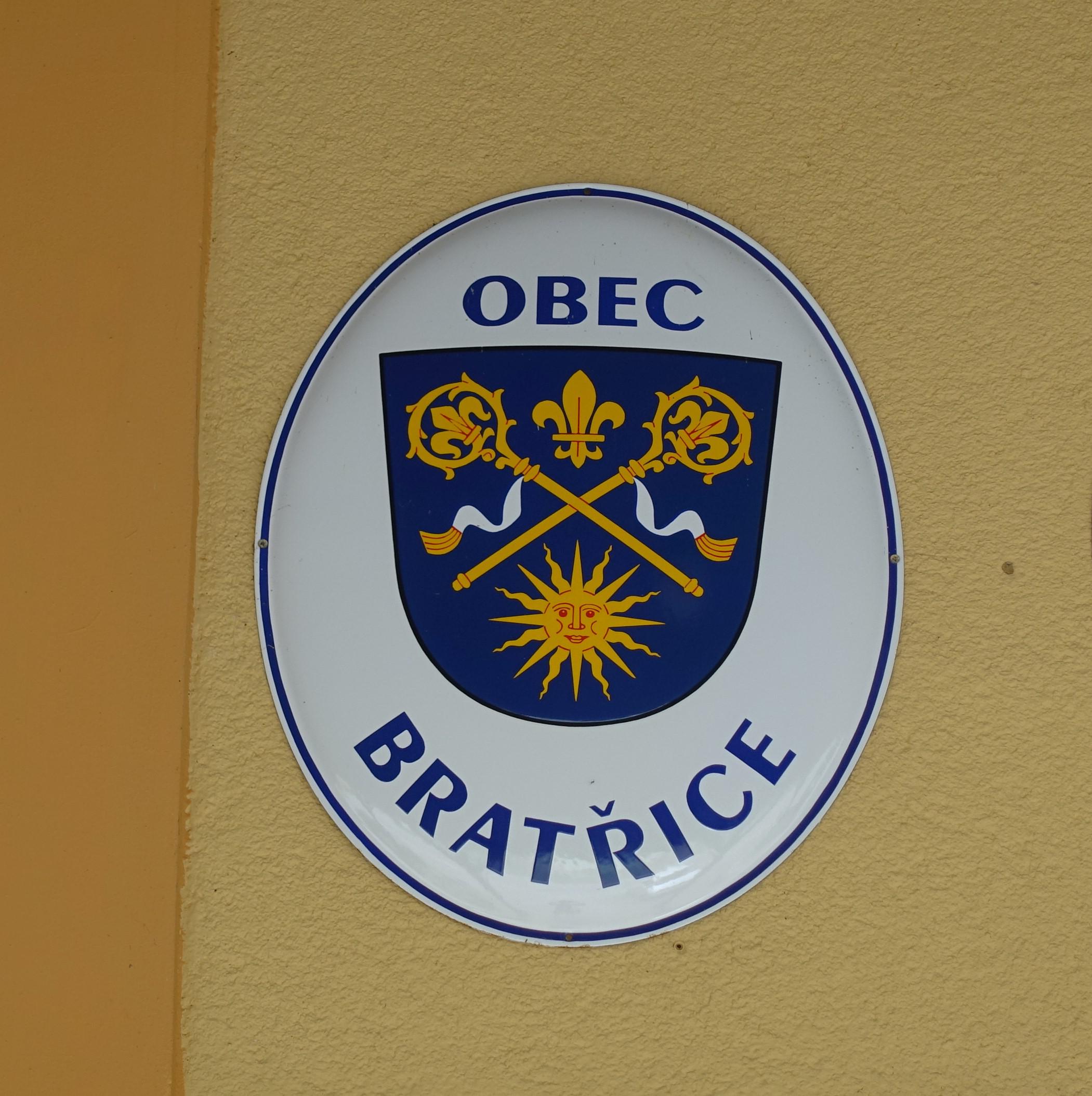 Bratřice - obecní úřad foto 2
