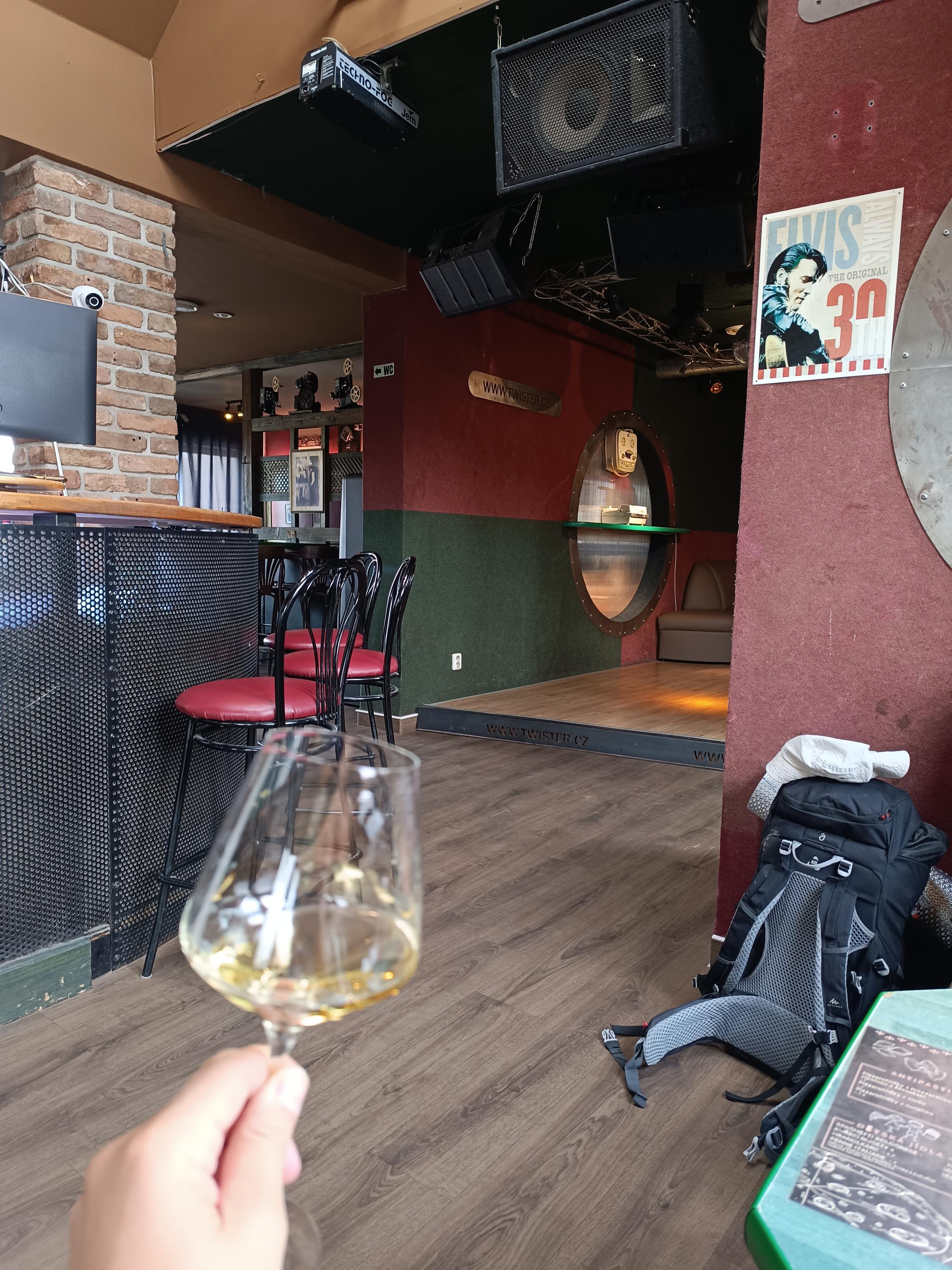 Pizzerie & Bar TWISTER Adresa foto 2