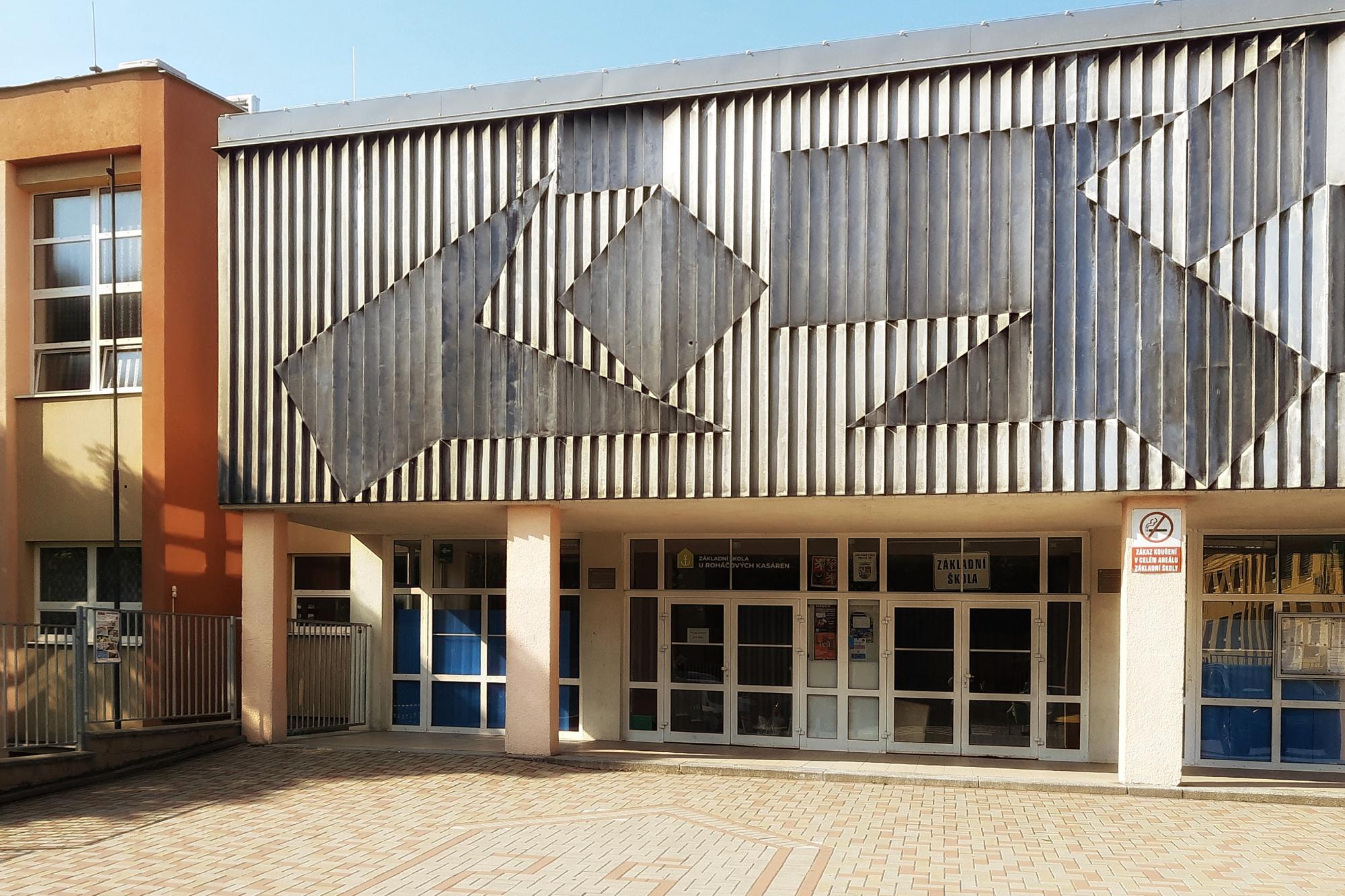 ZŠ U Roháčových kasáren foto 4