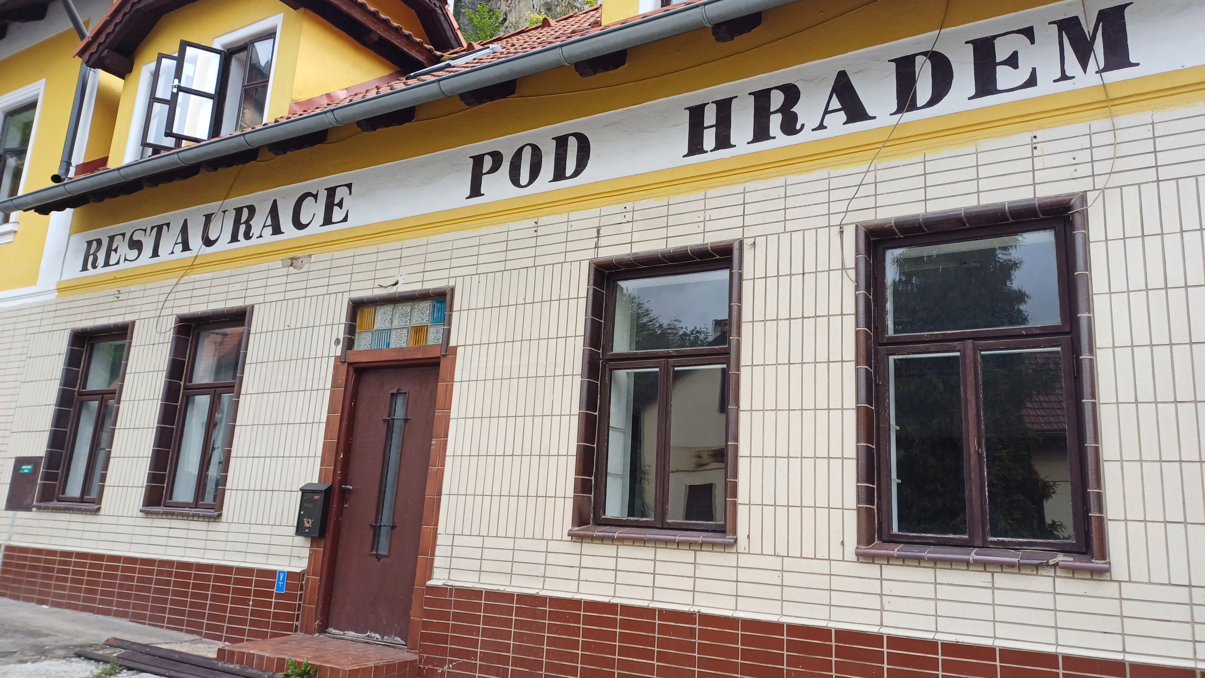 Restaurace Pod hradem foto 4