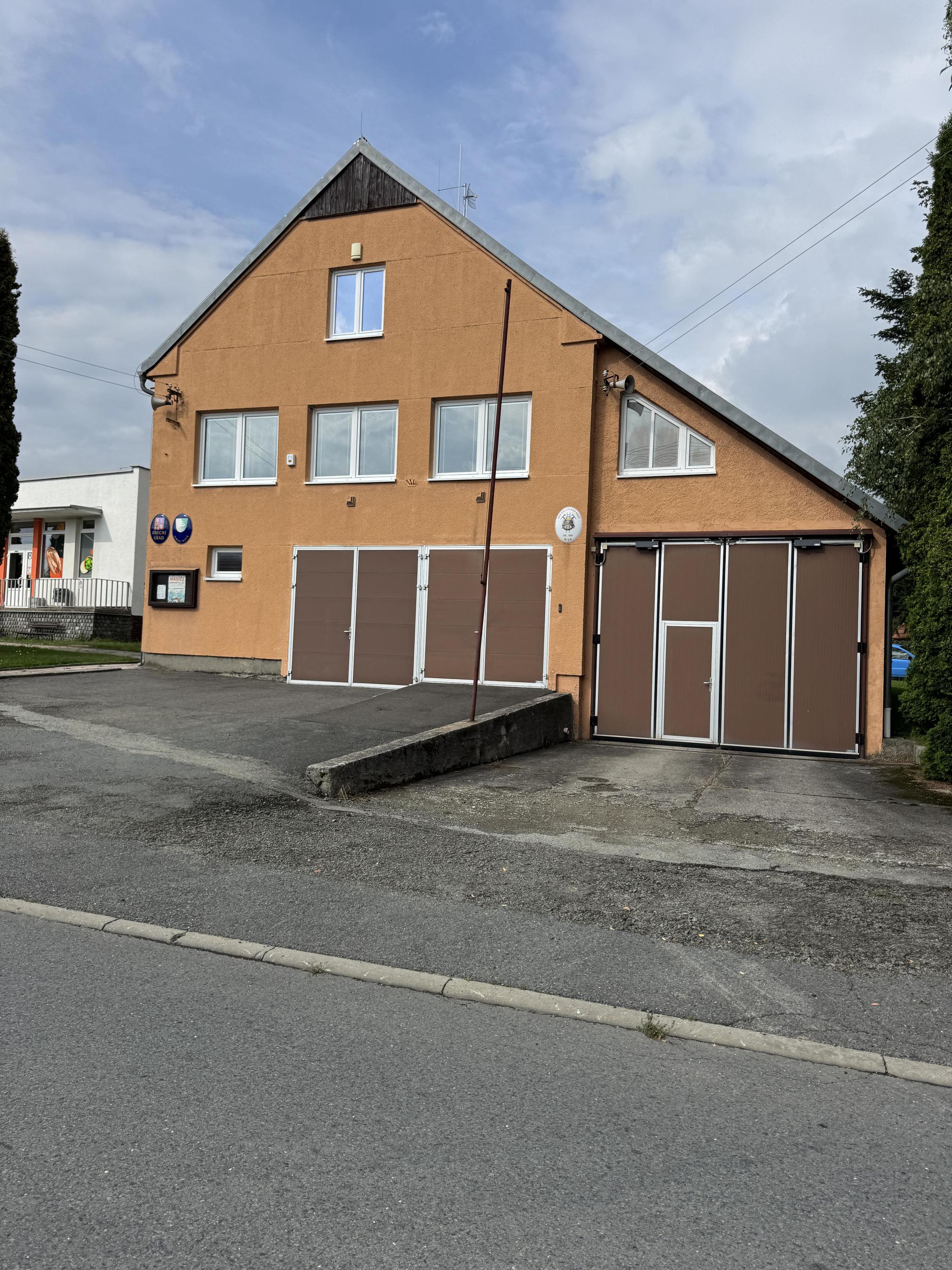 Sbor dobrovolných hasičů Niva foto 3