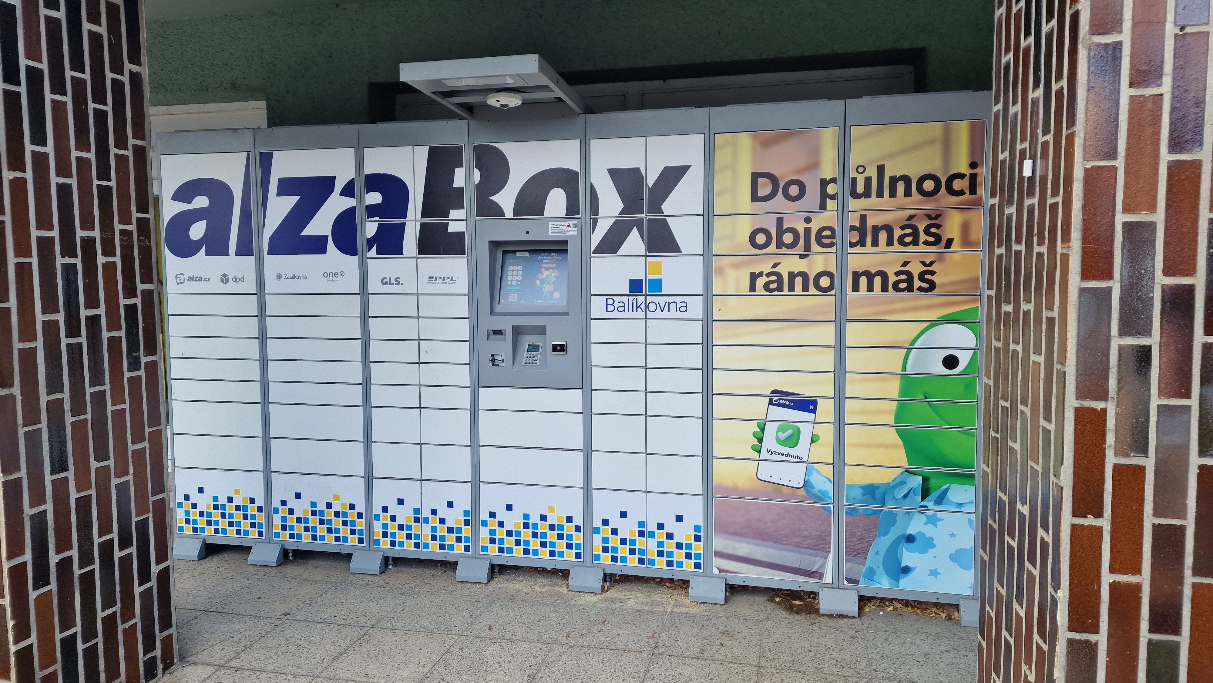 AlzaBox