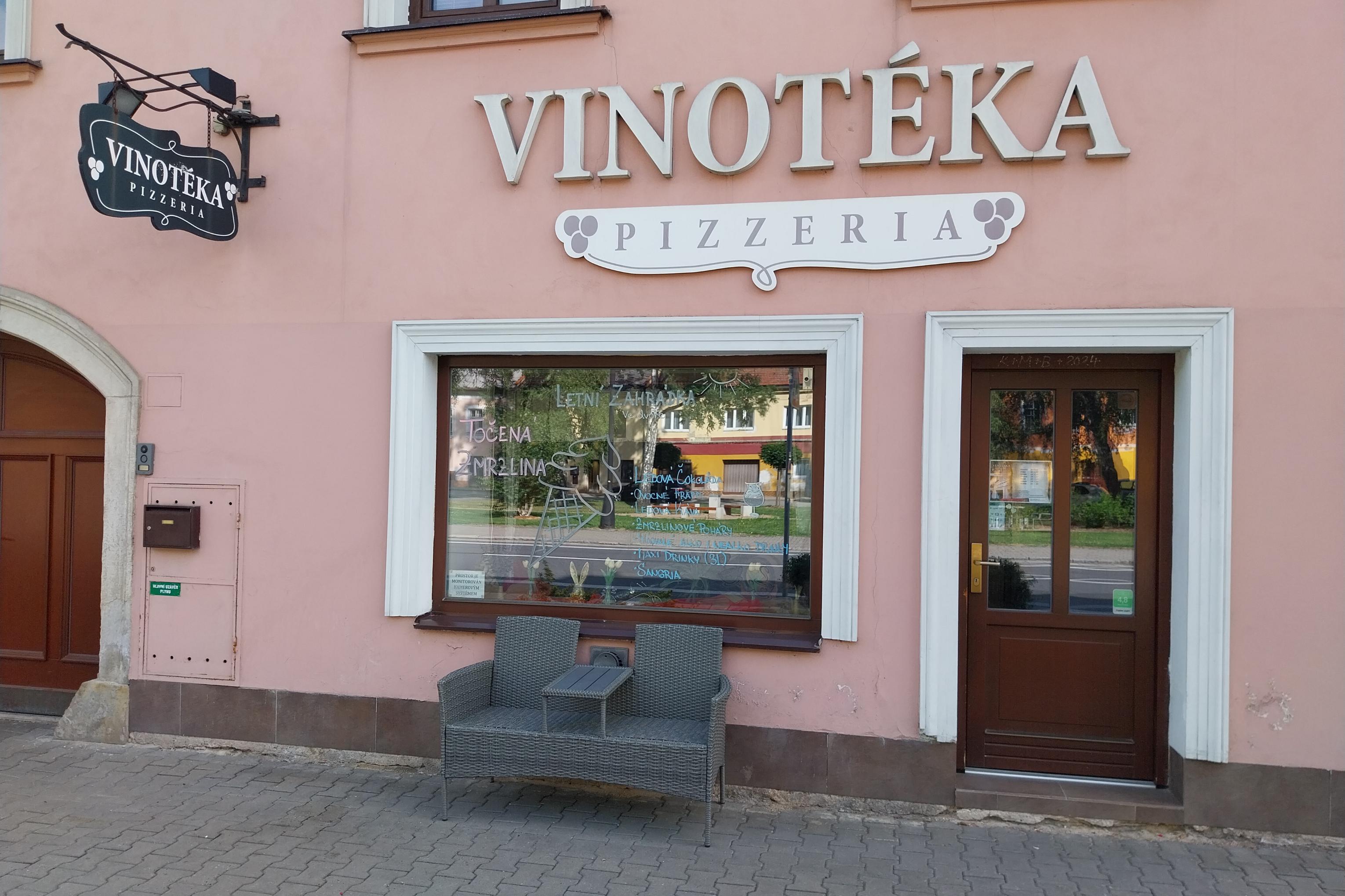 Vinotéka & Pizzerie Březová nad Svitavou